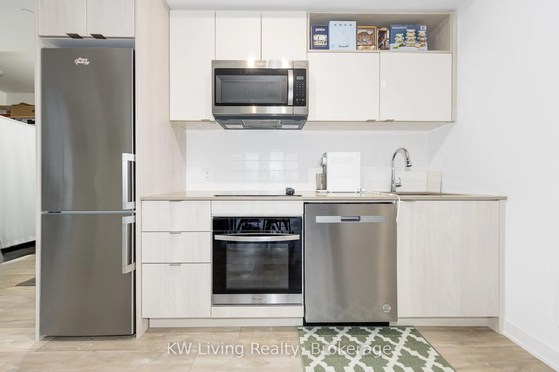 Photo 3 of Unit 2001, 70 Princess Street, Toronto, Waterfront Communities — HOMEH