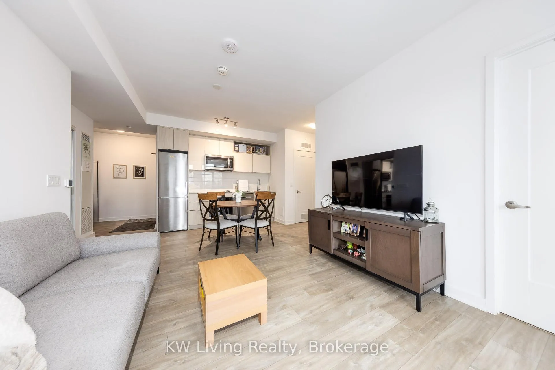 Photo 10 of Unit 2001, 70 Princess Street, Toronto, Waterfront Communities — HOMEH