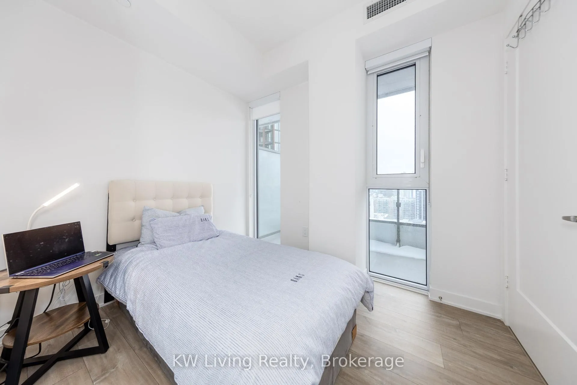 Photo 15 of Unit 2001, 70 Princess Street, Toronto, Waterfront Communities — HOMEH