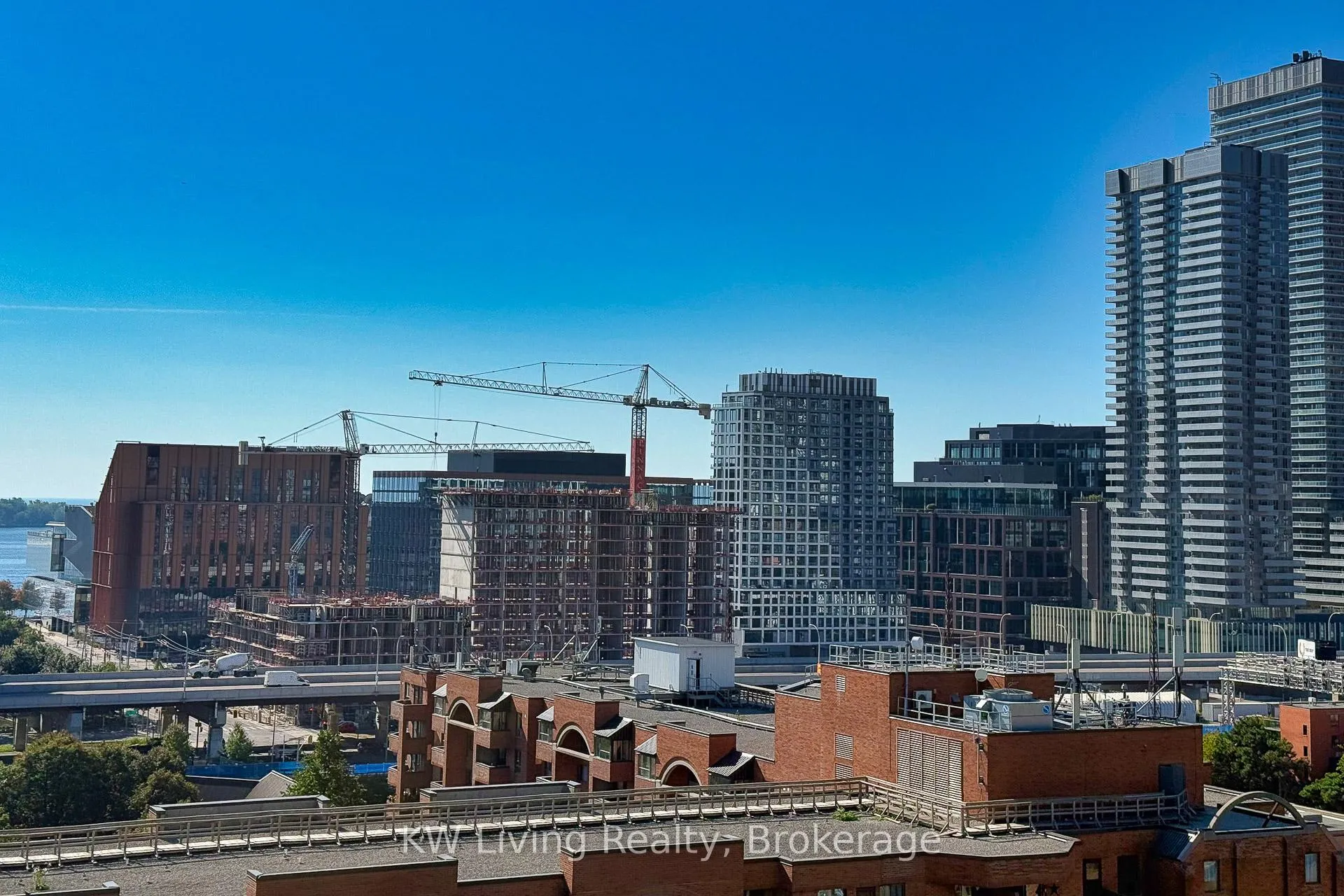 Photo 50 of Unit 2001, 70 Princess Street, Toronto, Waterfront Communities — HOMEH