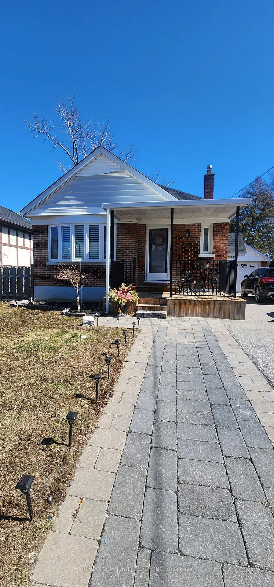 Photo 1 of 859 Mary Street, Oshawa, Centennial — HOMEH