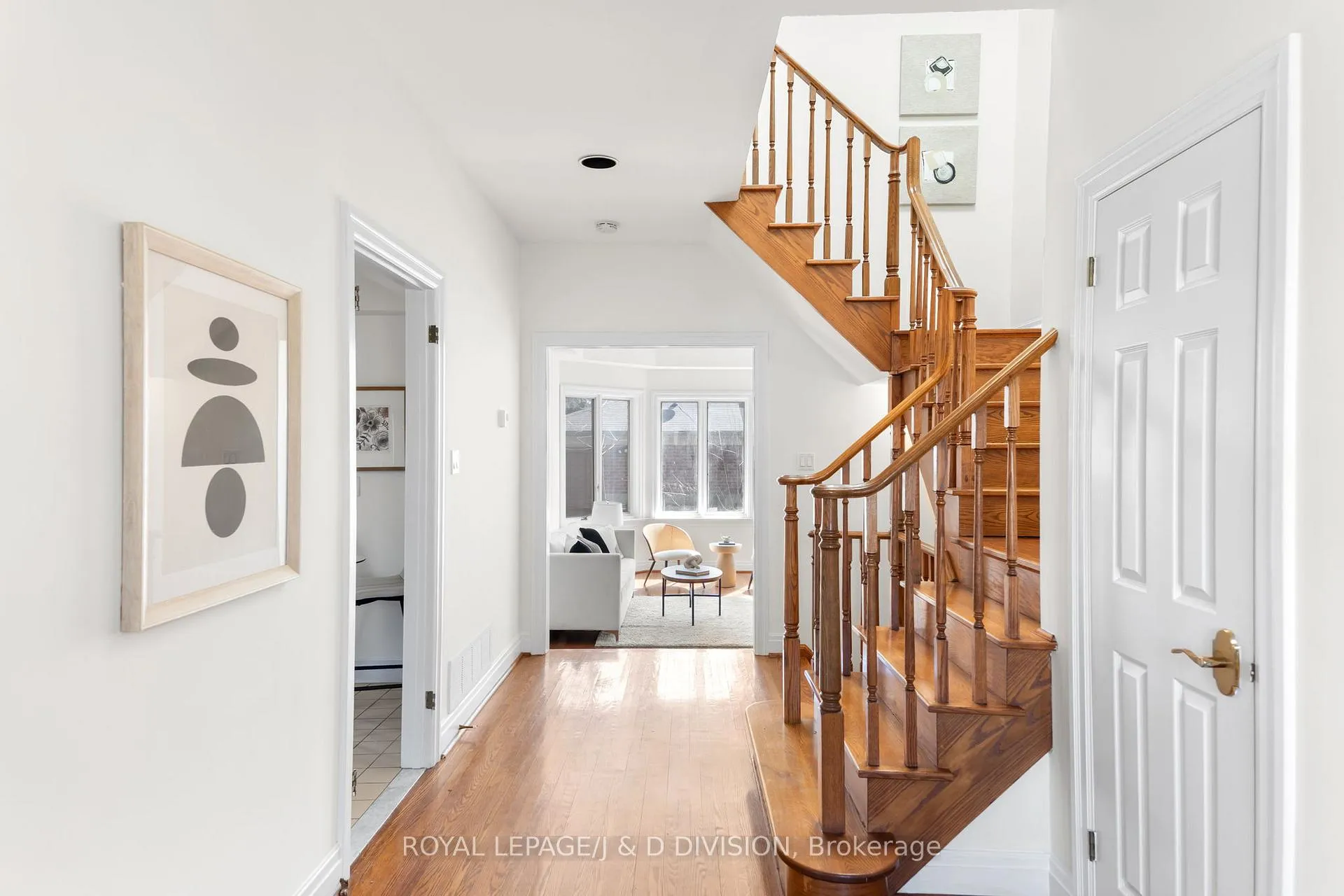 Photo 3 of 77 Chaplin Crescent, Toronto, Yonge-Eglinton — HOMEH