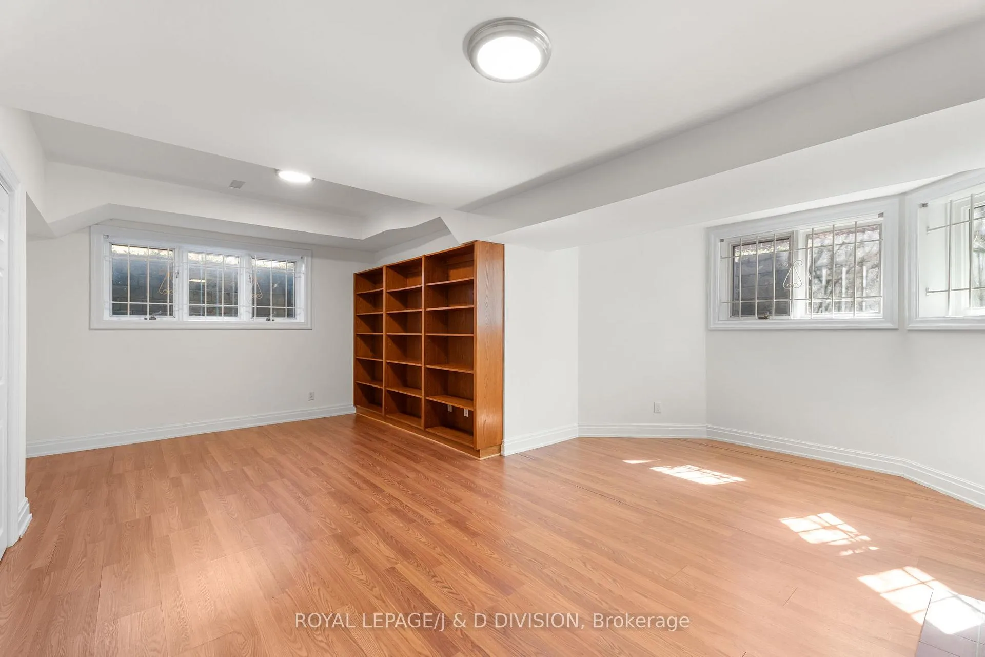 Photo 32 of 77 Chaplin Crescent, Toronto, Yonge-Eglinton — HOMEH