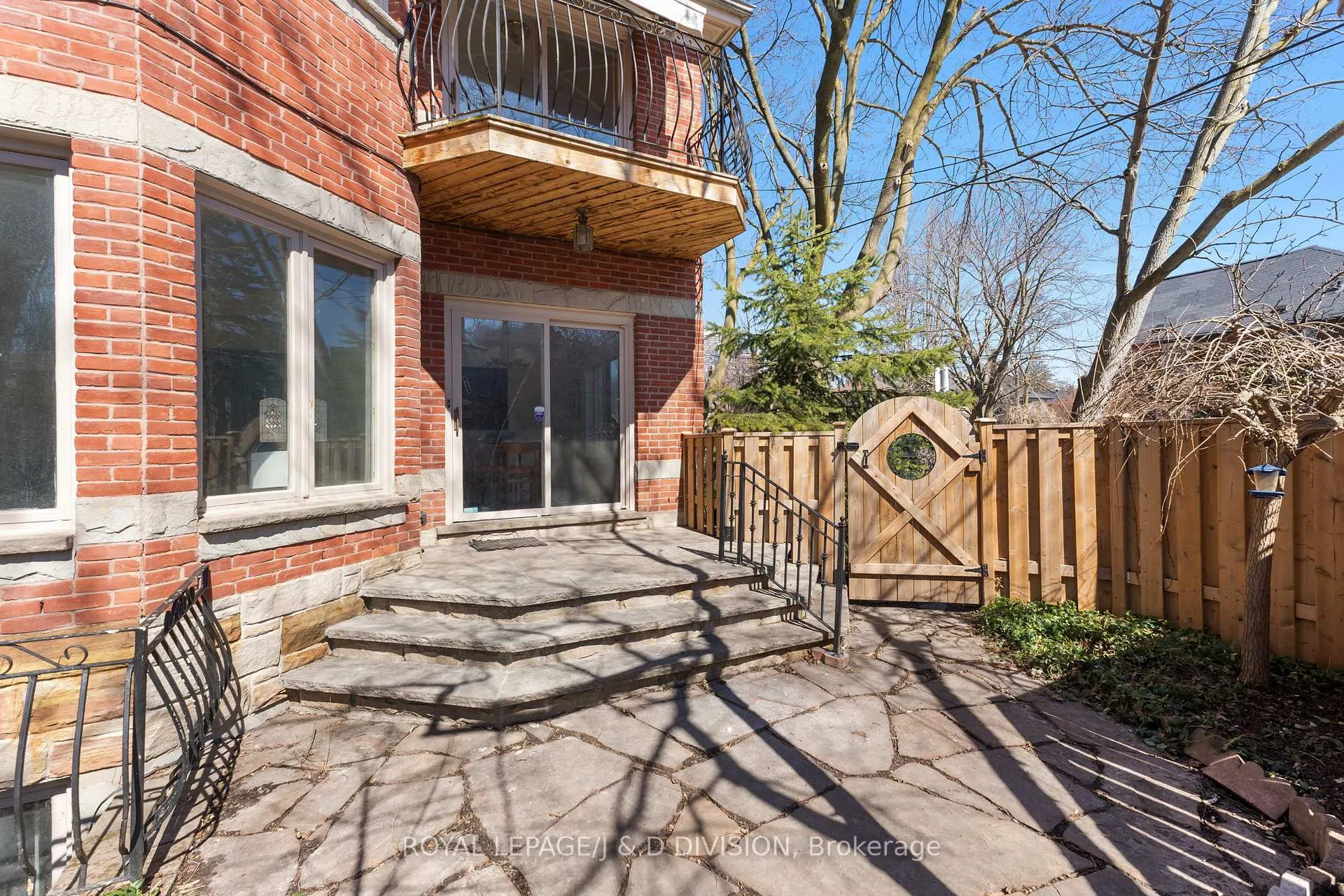 Photo 39 of 77 Chaplin Crescent, Toronto, Yonge-Eglinton — HOMEH