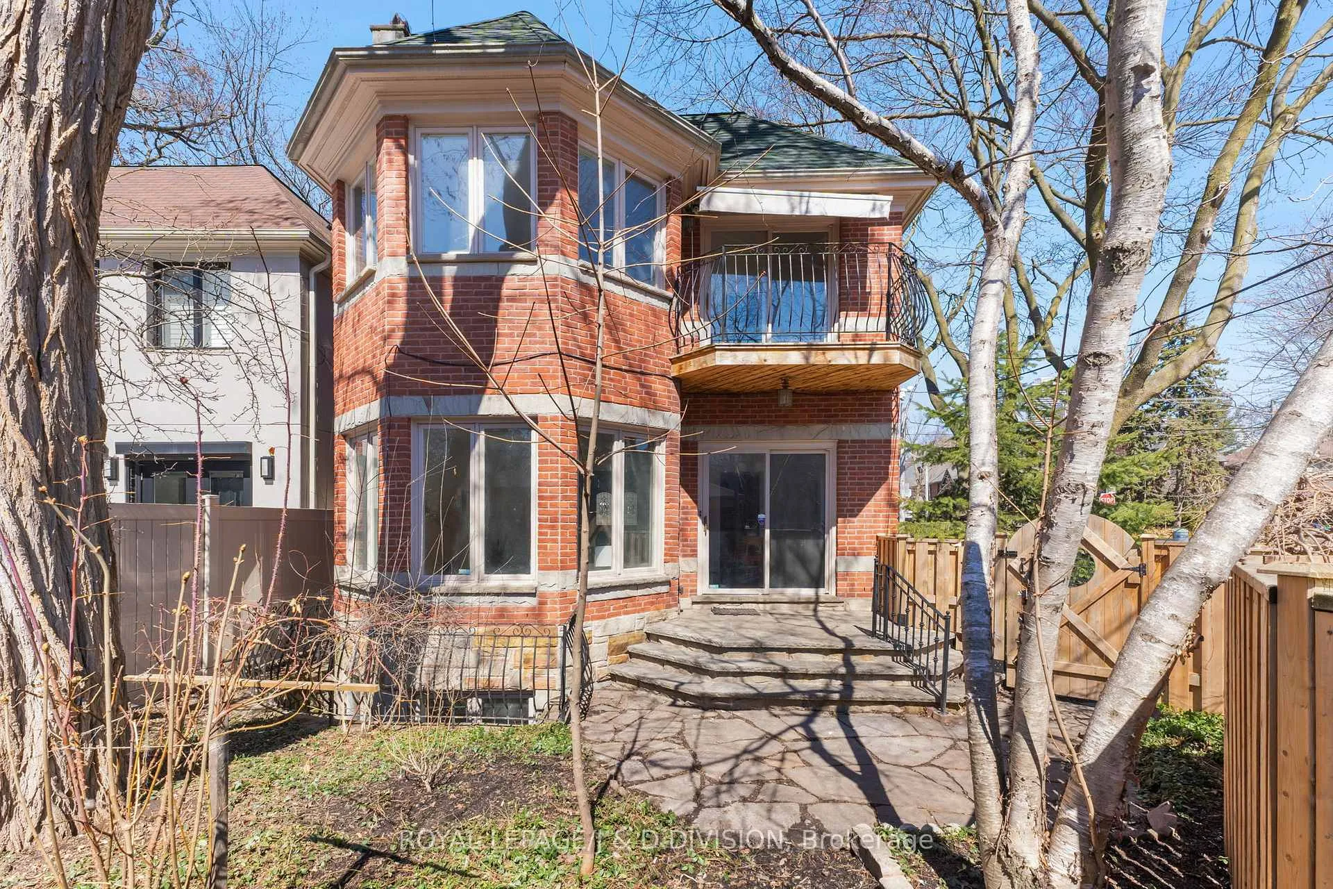 Photo 40 of 77 Chaplin Crescent, Toronto, Yonge-Eglinton — HOMEH