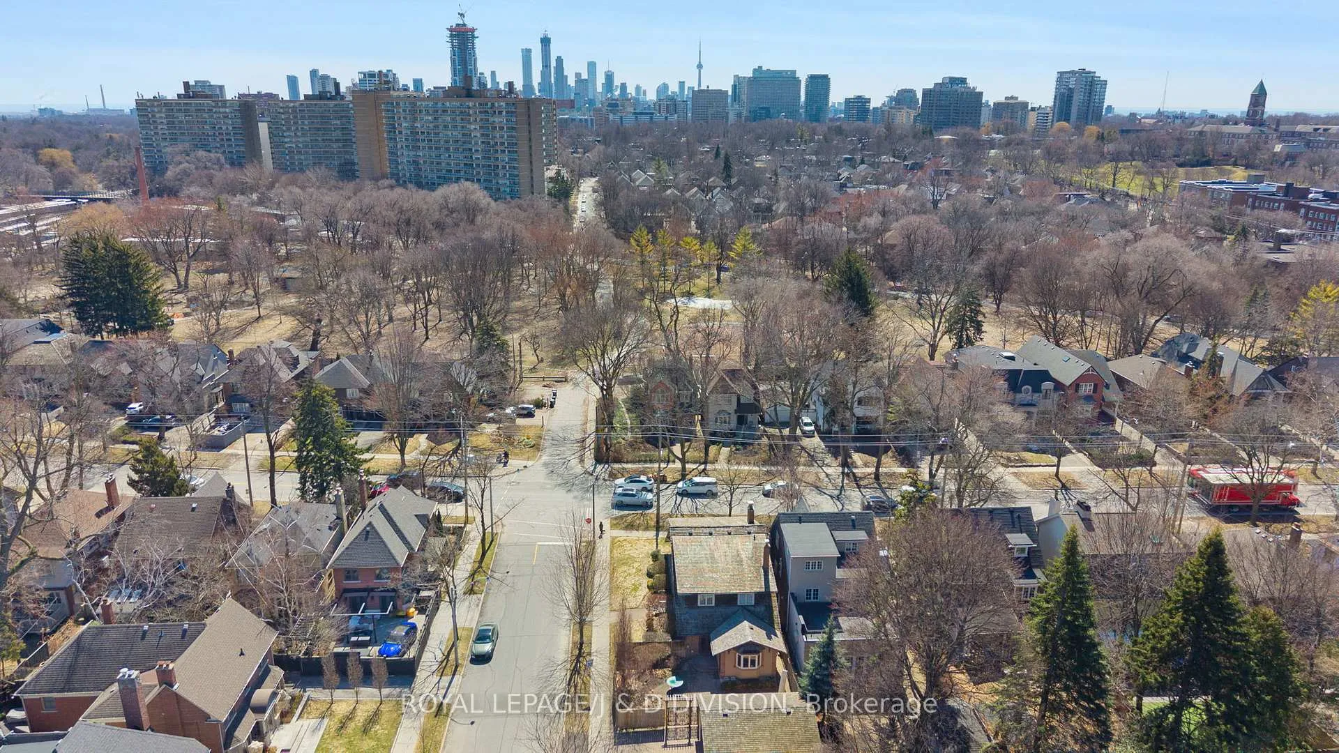Photo 44 of 77 Chaplin Crescent, Toronto, Yonge-Eglinton — HOMEH