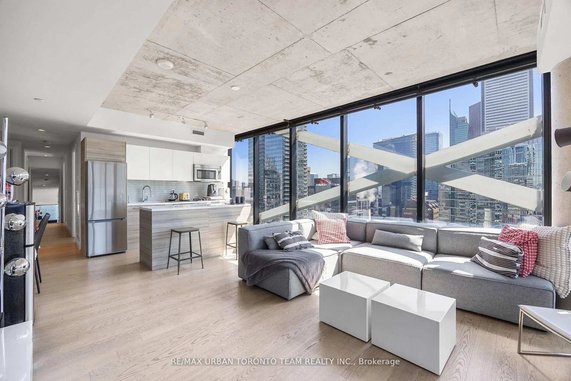 Photo 10 of Unit 2804, 224 King Street W, Toronto, Waterfront Communities — HOMEH