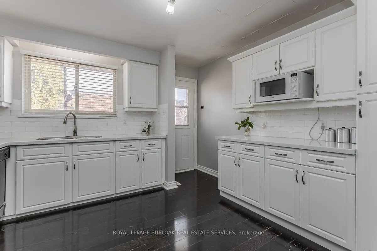 Photo 12 of 2074 Mountain Grove Avenue, Burlington, Mountainside — HOMEH