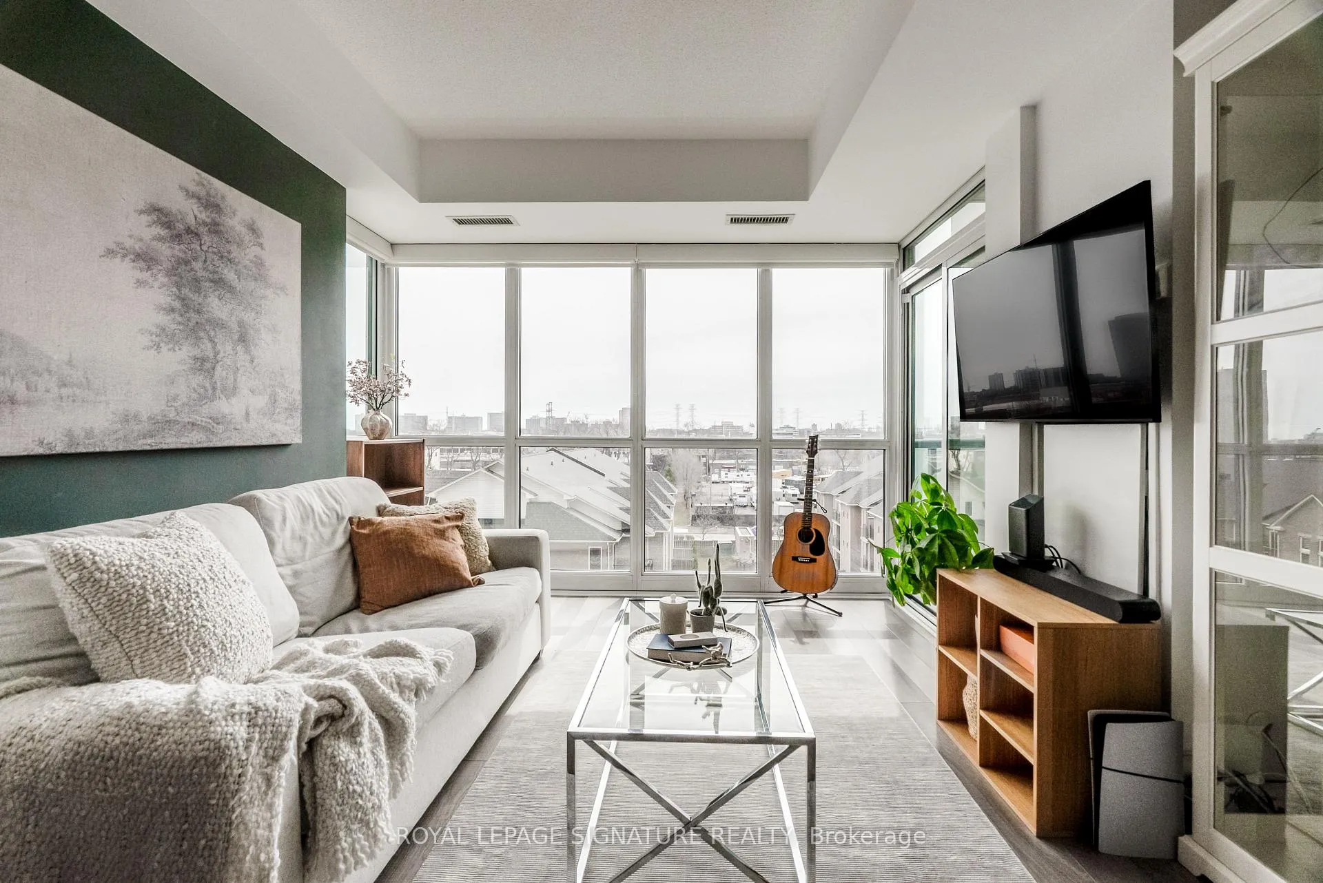 Photo 1 of Unit 515, 35 Brian Peck Crescent, Toronto, Leaside — HOMEH