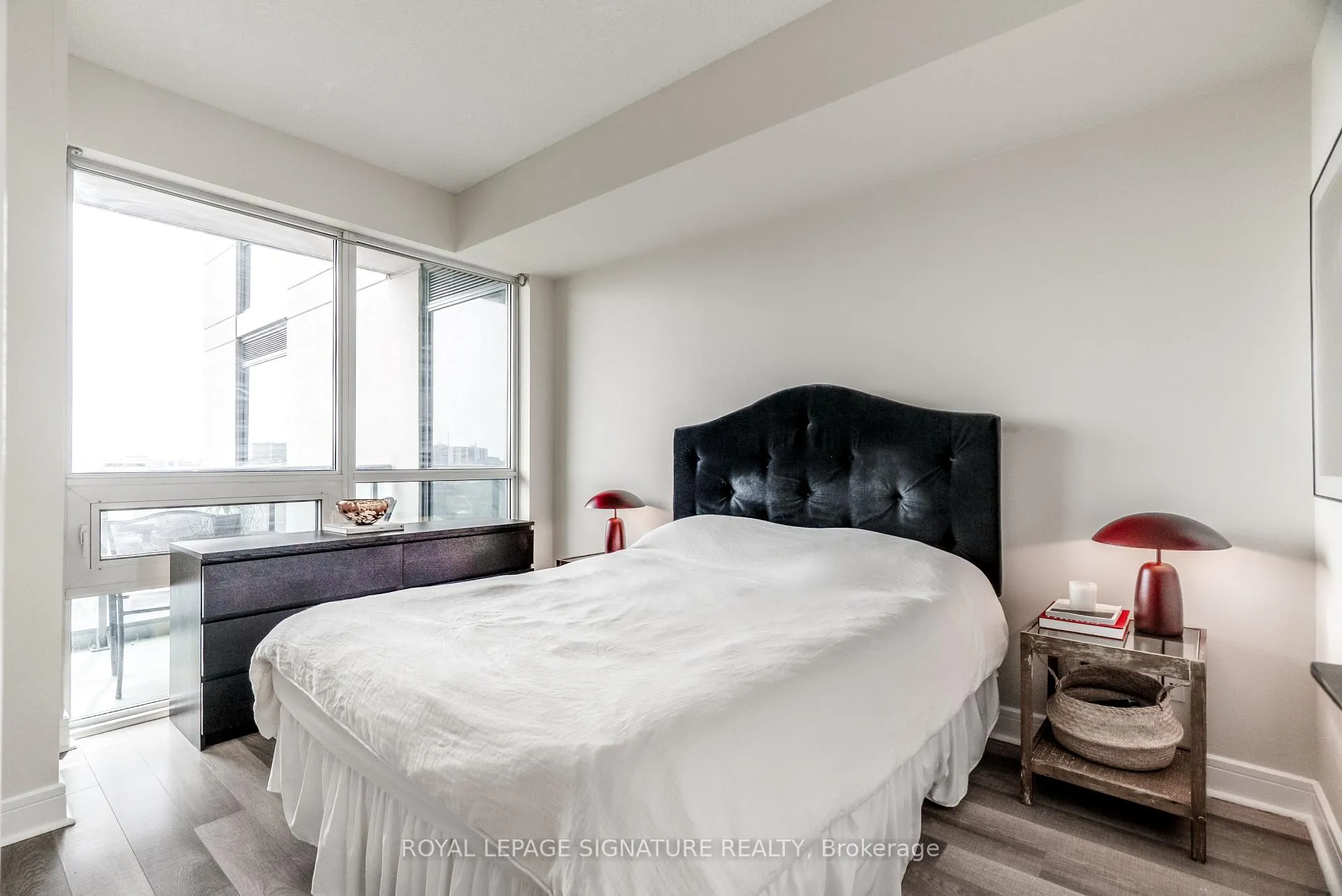 Photo 10 of Unit 515, 35 Brian Peck Crescent, Toronto, Leaside — HOMEH