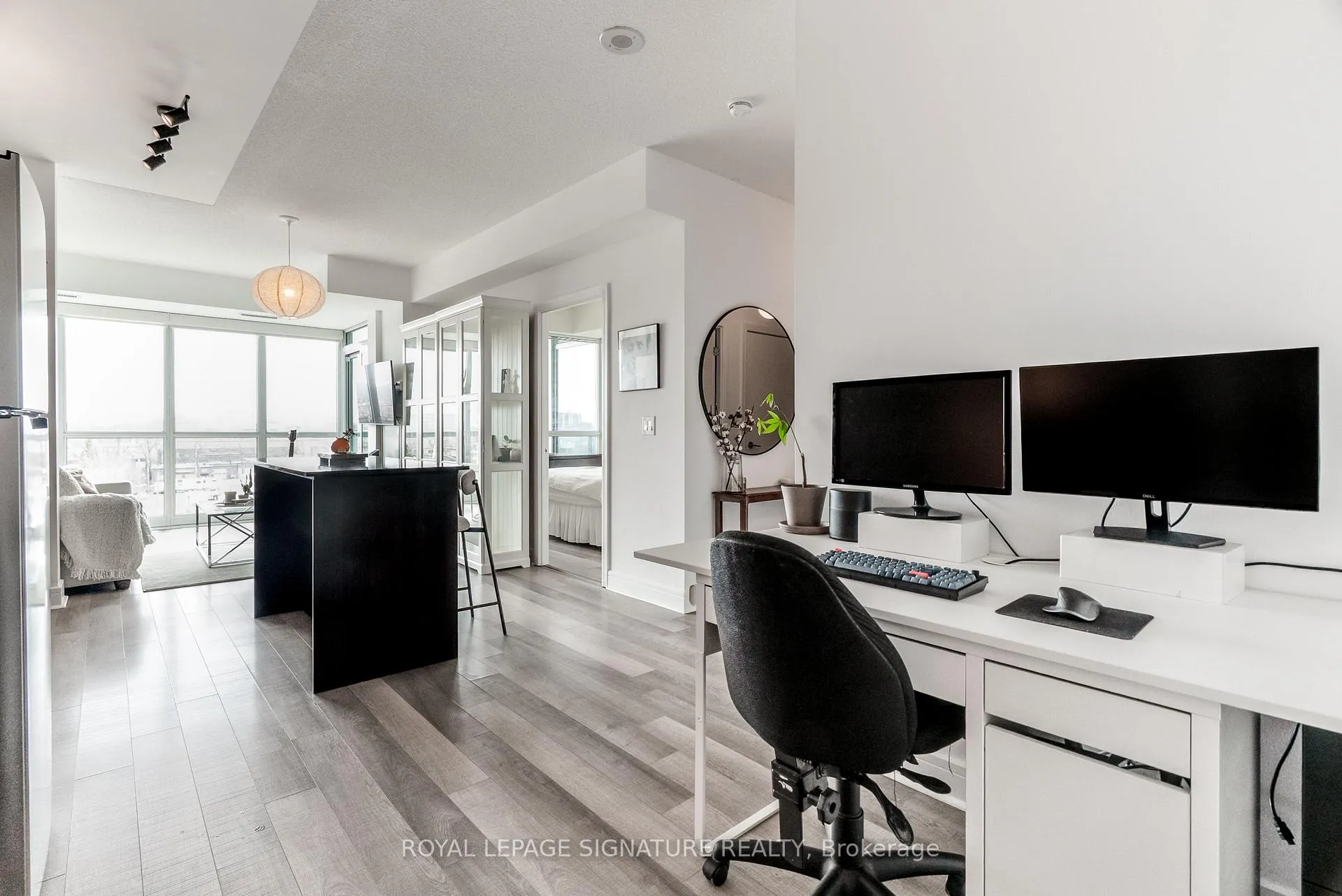 Photo 12 of Unit 515, 35 Brian Peck Crescent, Toronto, Leaside — HOMEH