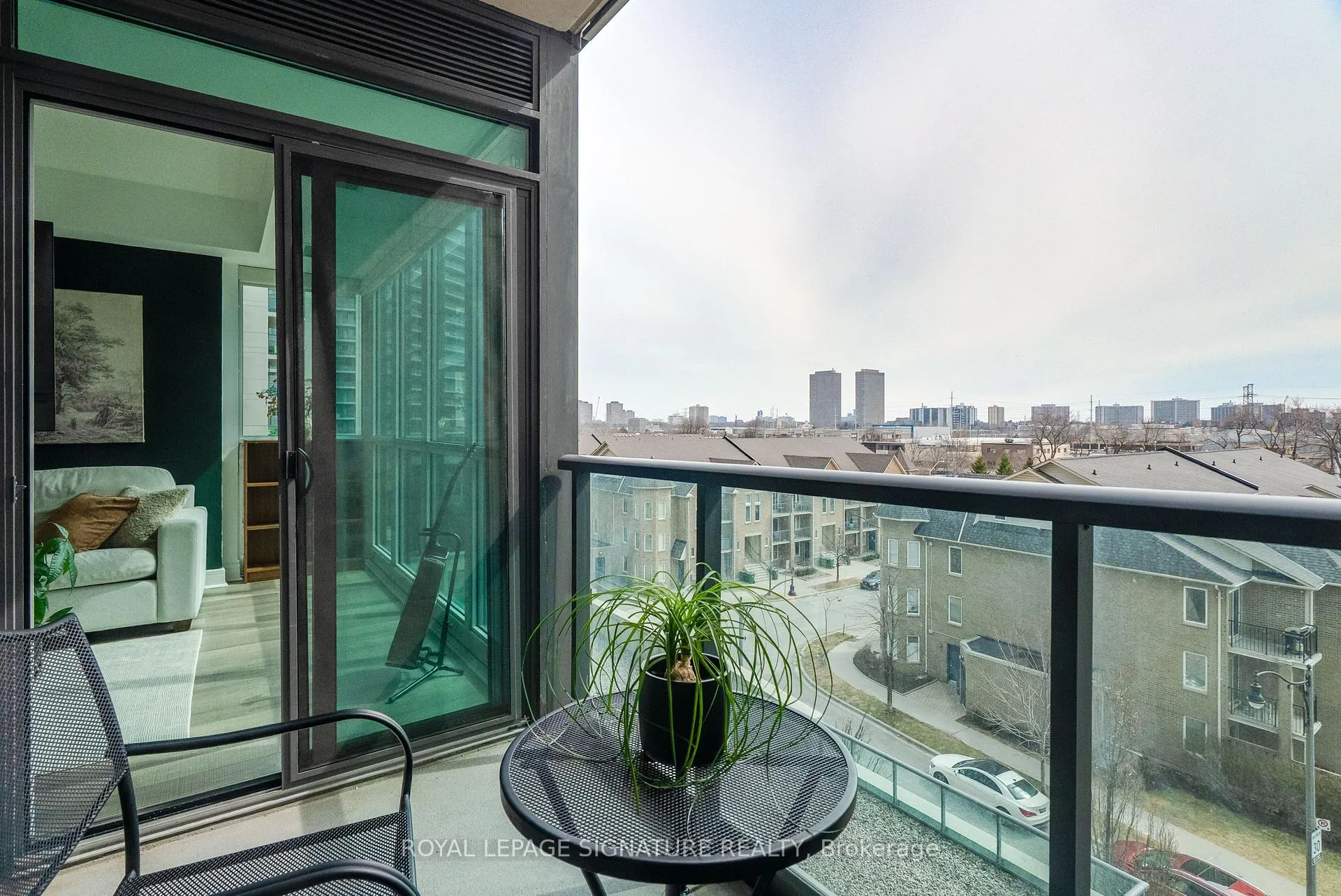 Photo 17 of Unit 515, 35 Brian Peck Crescent, Toronto, Leaside — HOMEH