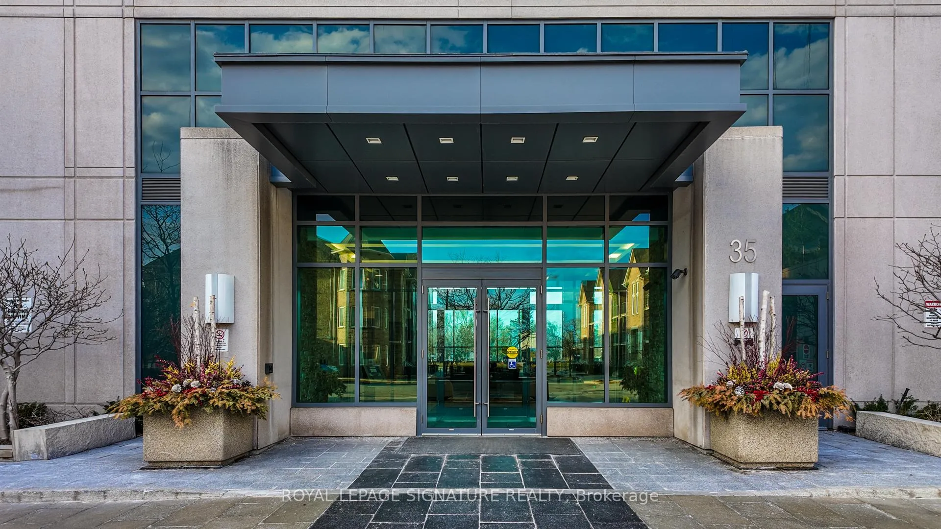 Photo 23 of Unit 515, 35 Brian Peck Crescent, Toronto, Leaside — HOMEH