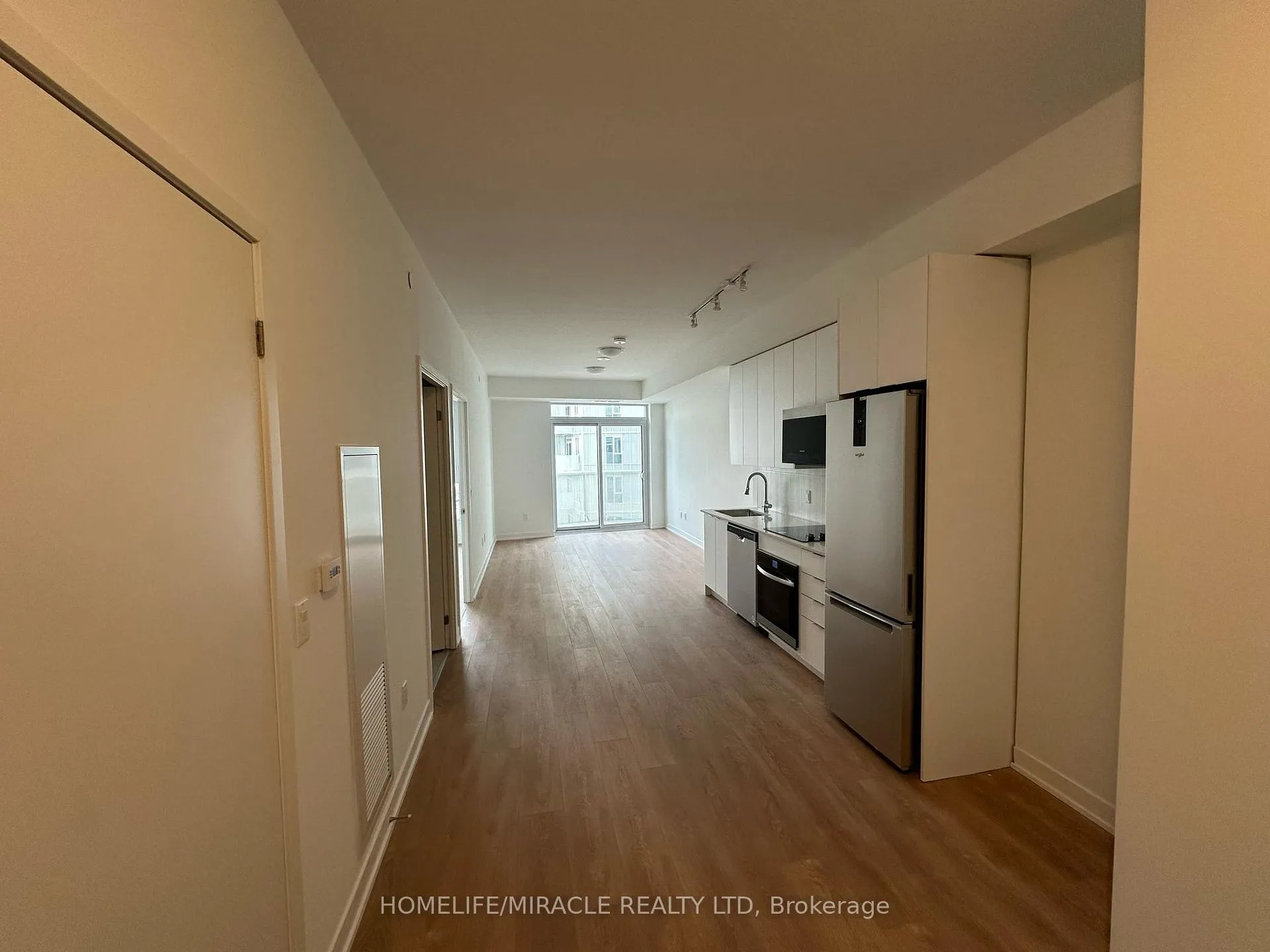 Photo 3 of Unit 2431, 498 Caldari Road, Vaughan, Concord — HOMEH