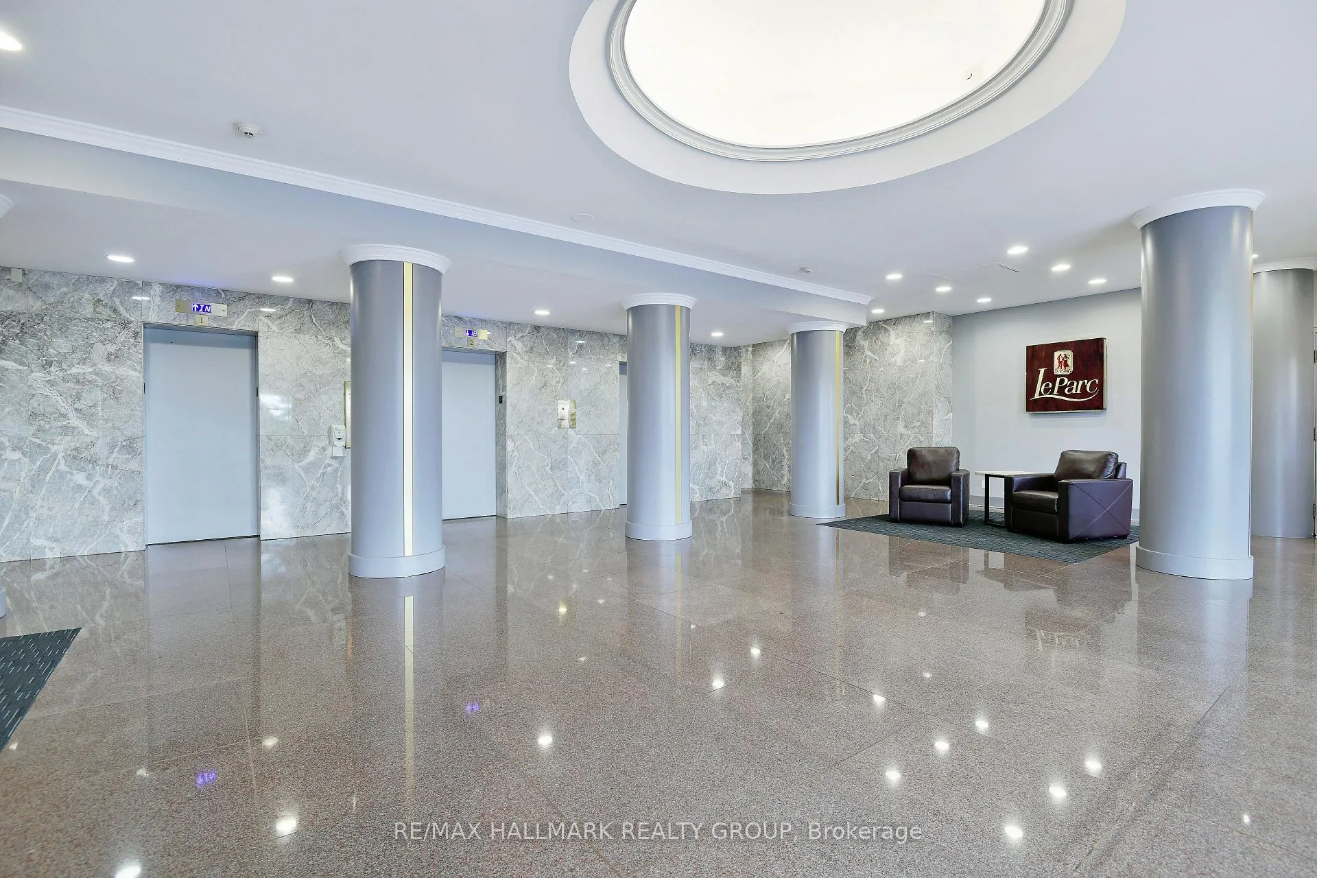 Photo 6 of Unit 503, 545 St Laurent Boulevard, Ottawa, Viscount Alexander Park — HOMEH