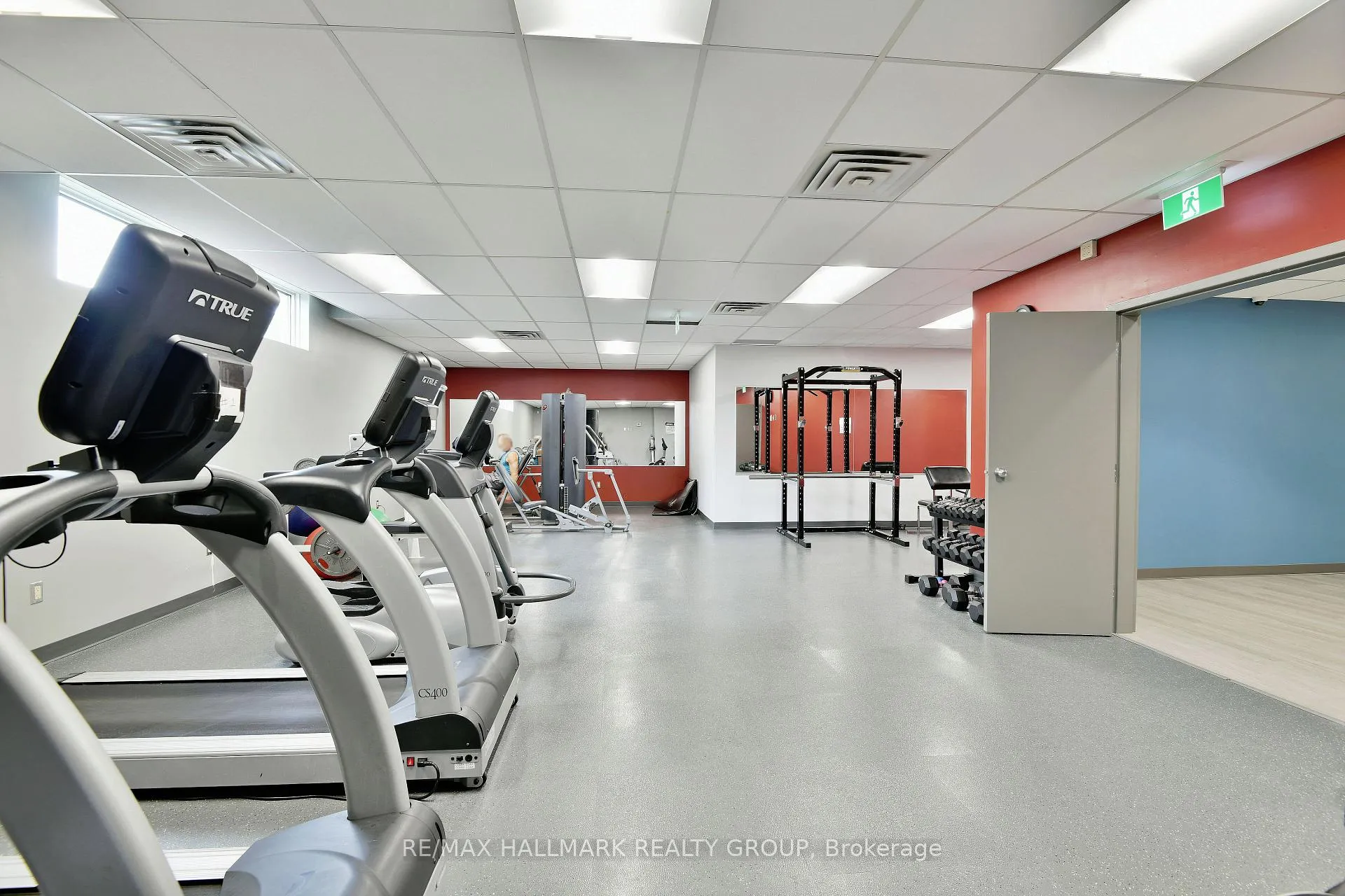 Photo 40 of Unit 503, 545 St Laurent Boulevard, Ottawa, Viscount Alexander Park — HOMEH