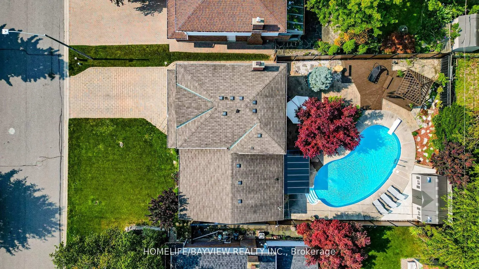 Photo 3 of 32 Silver Aspen Drive, Markham, Royal Orchard — HOMEH