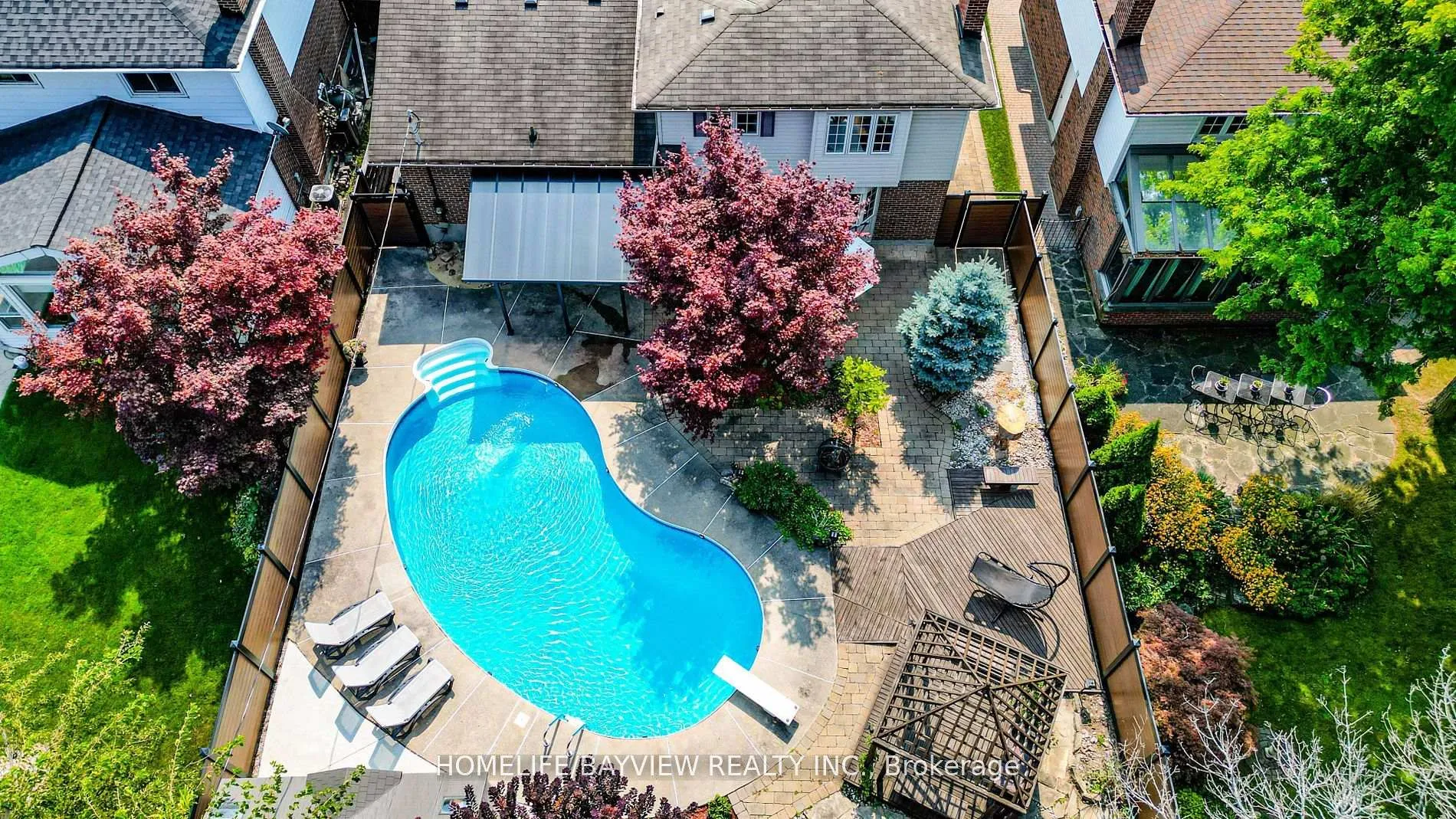 Photo 5 of 32 Silver Aspen Drive, Markham, Royal Orchard — HOMEH