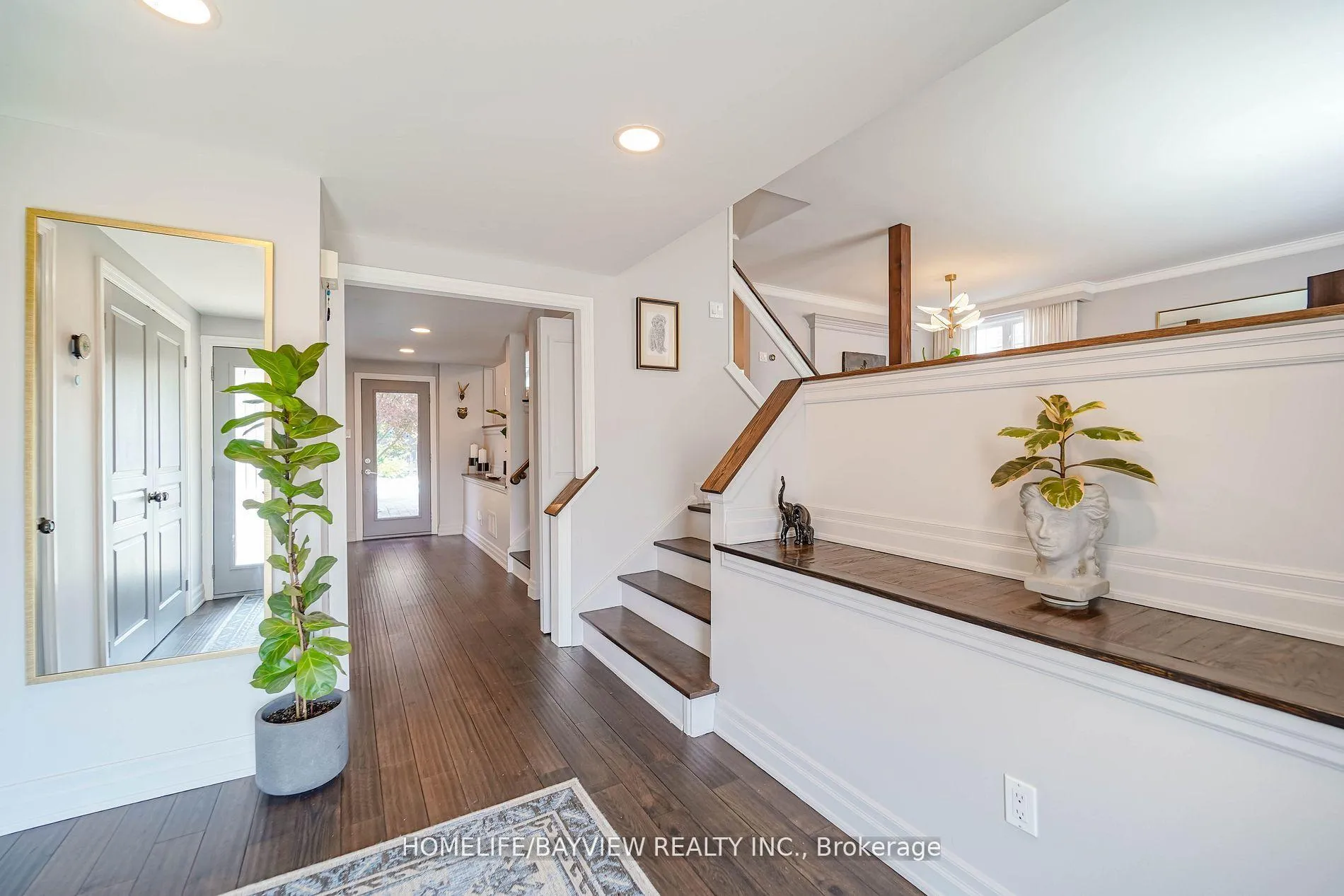 Photo 23 of 32 Silver Aspen Drive, Markham, Royal Orchard — HOMEH