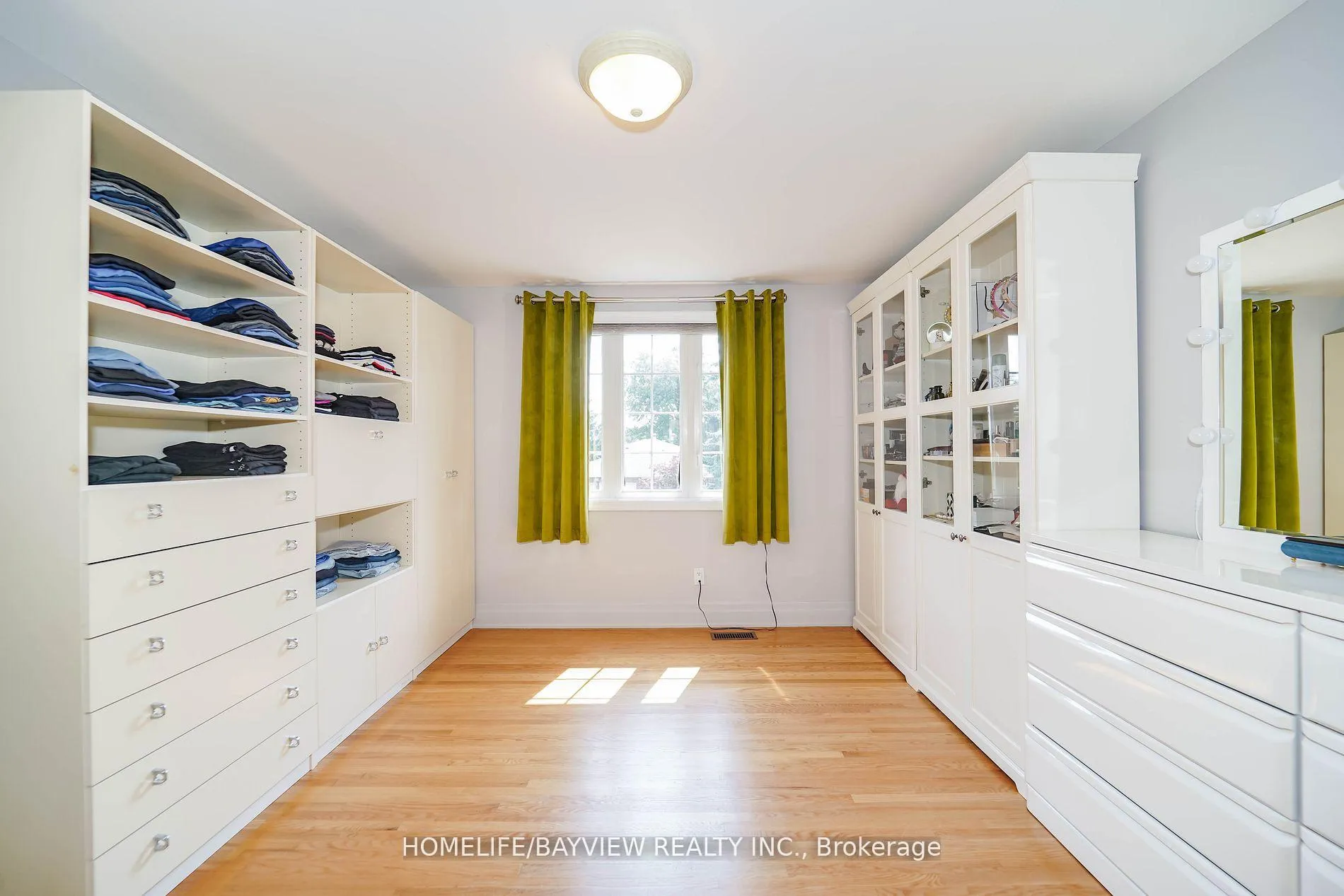 Photo 42 of 32 Silver Aspen Drive, Markham, Royal Orchard — HOMEH