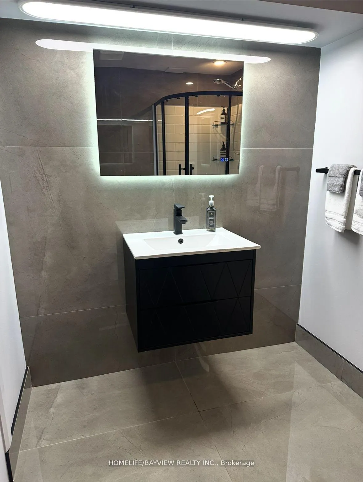 Photo 46 of 32 Silver Aspen Drive, Markham, Royal Orchard — HOMEH
