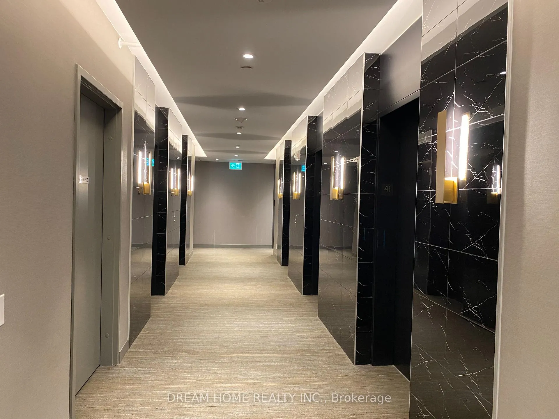 Photo 5 of Unit 2108, 950 Portage Parkway, Vaughan, Vaughan Corporate Centre — HOMEH