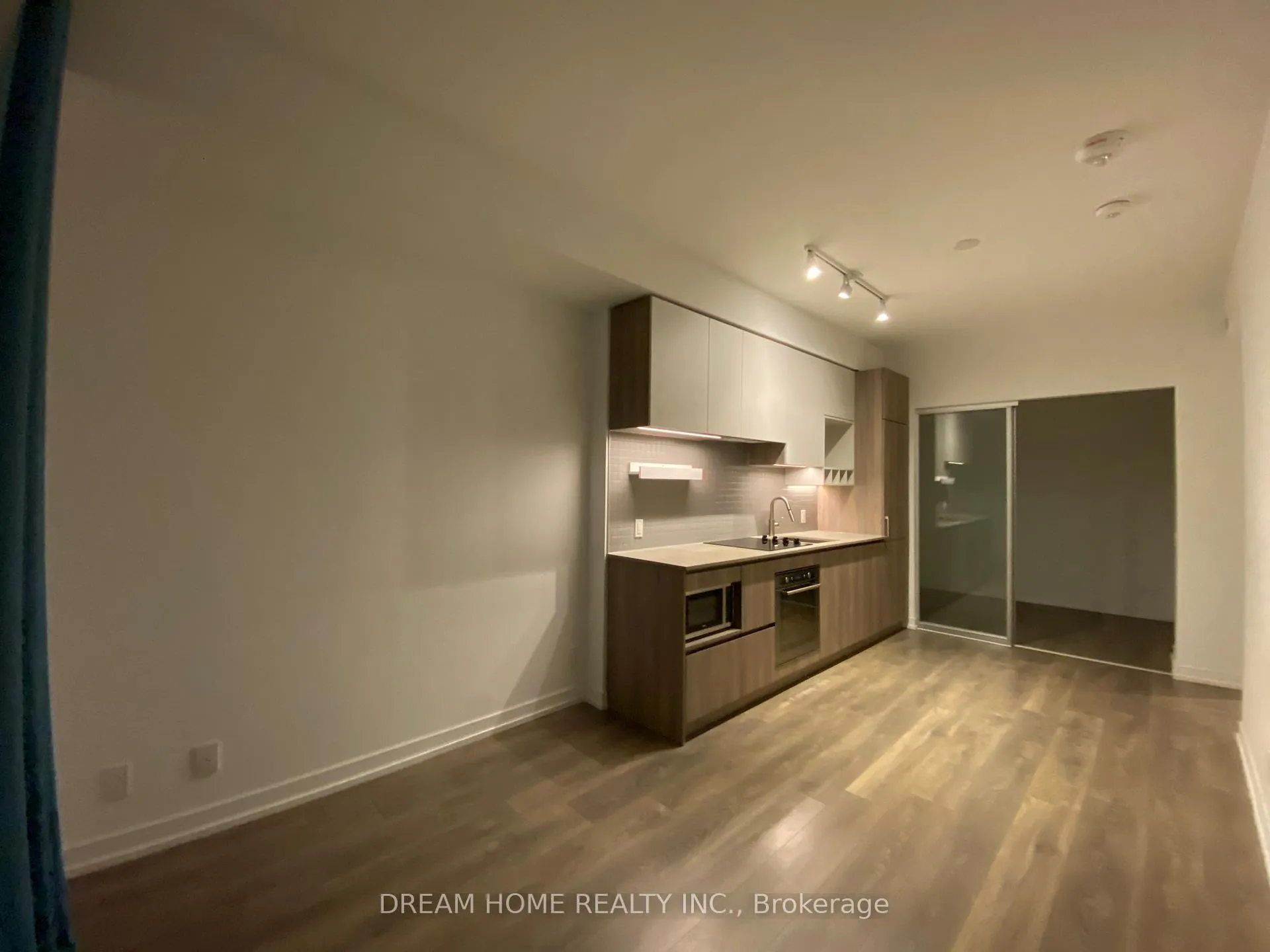 Photo 7 of Unit 2108, 950 Portage Parkway, Vaughan, Vaughan Corporate Centre — HOMEH