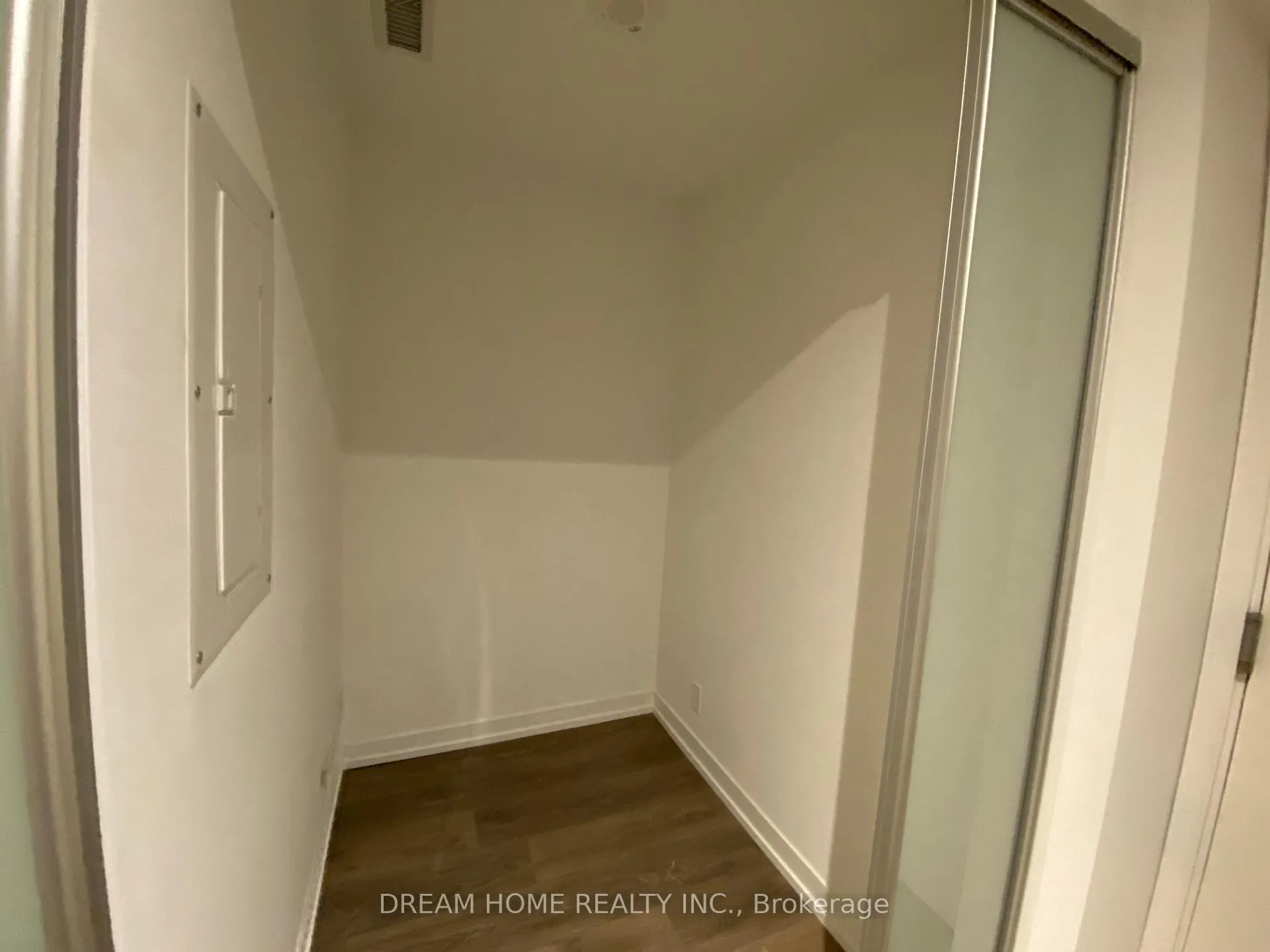 Photo 13 of Unit 2108, 950 Portage Parkway, Vaughan, Vaughan Corporate Centre — HOMEH