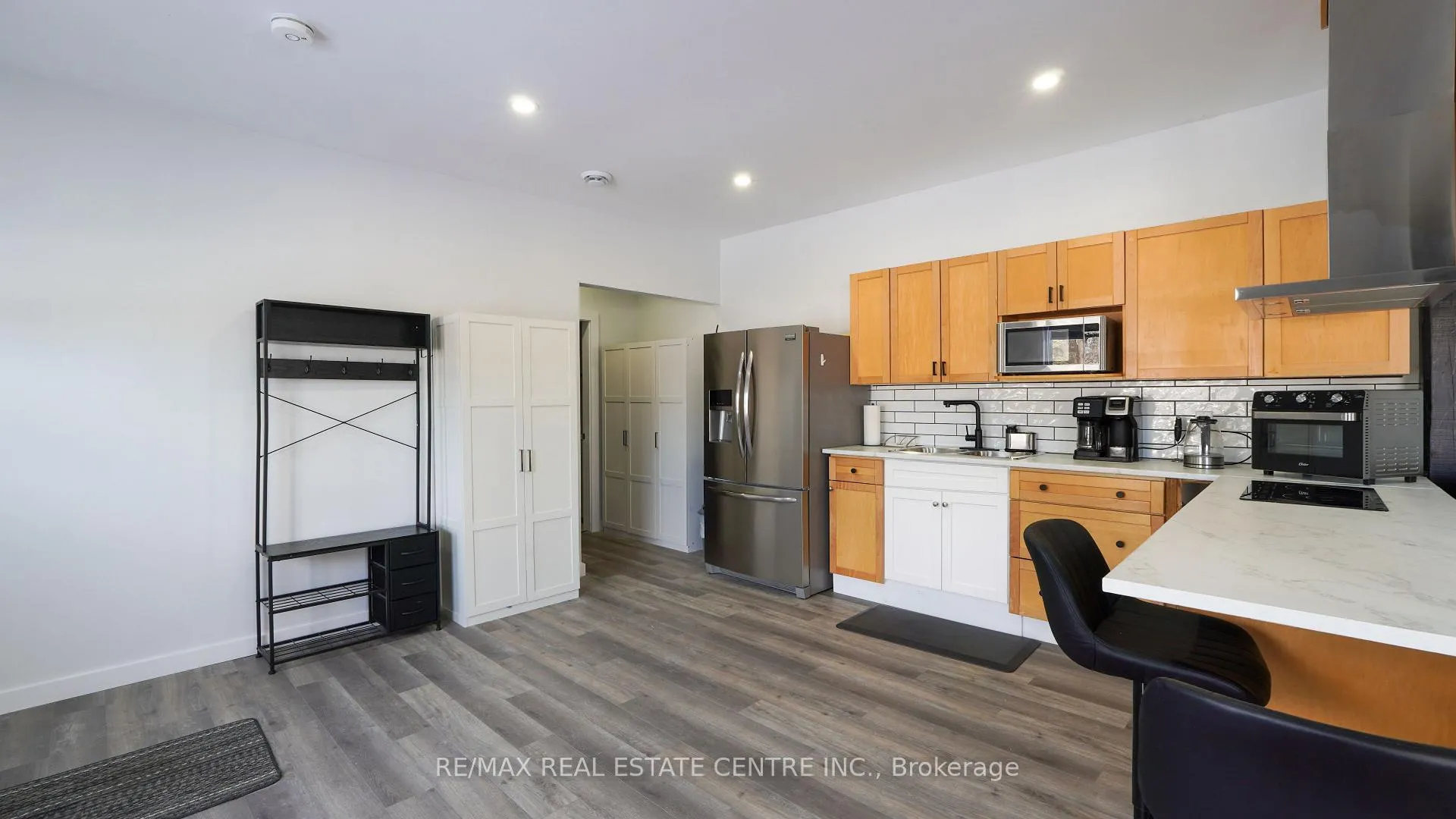 Photo 38 of 159 King Street, St. Clair — HOMEH