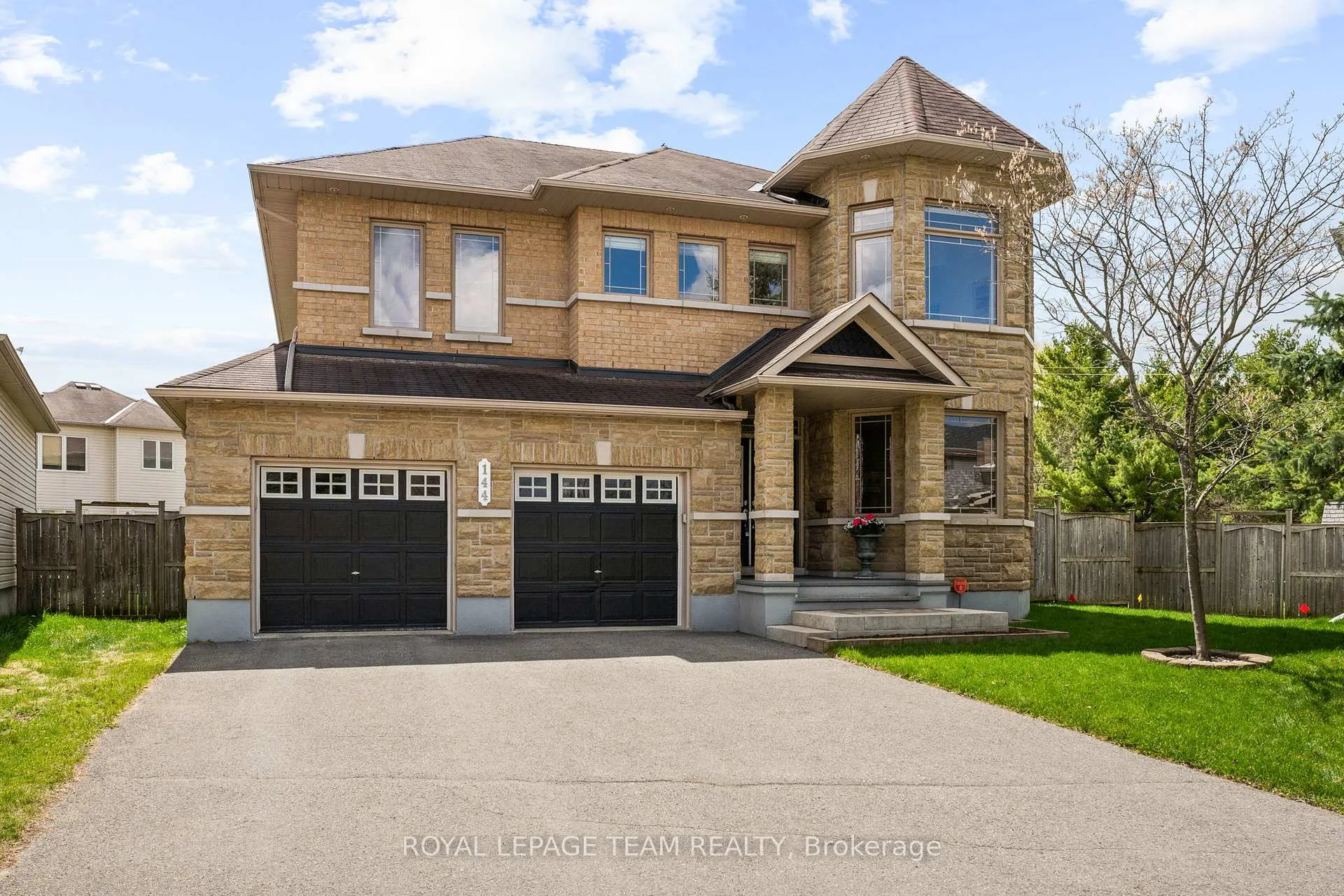 Photo 1 of 144 Whernside Terrace, Ottawa, Kanata - Morgan's Grant/South March — HOMEH