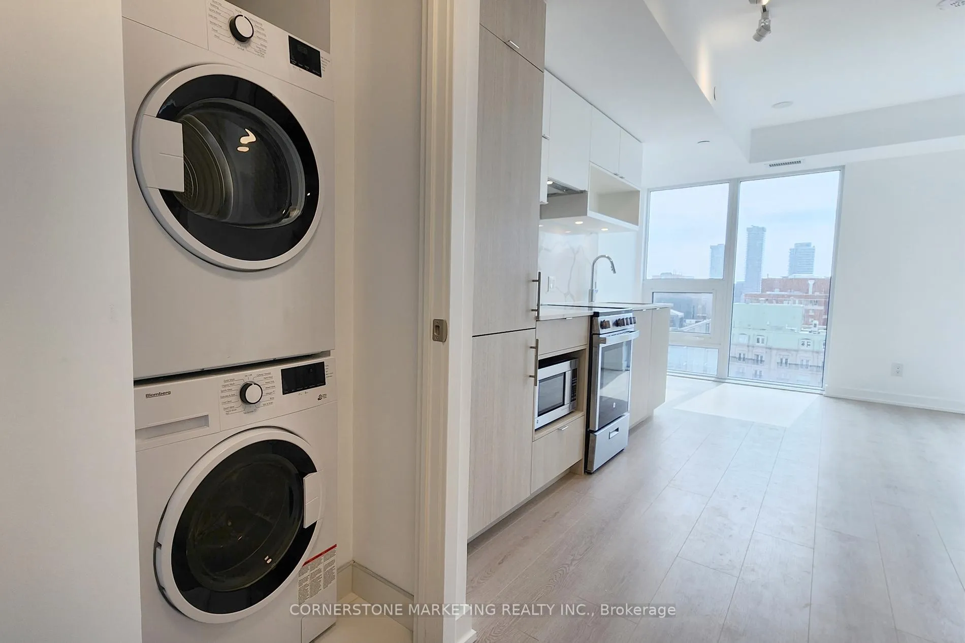 Photo 7 of Unit 1710, 100 Queen Street E, Toronto, Church-Yonge Corridor — HOMEH
