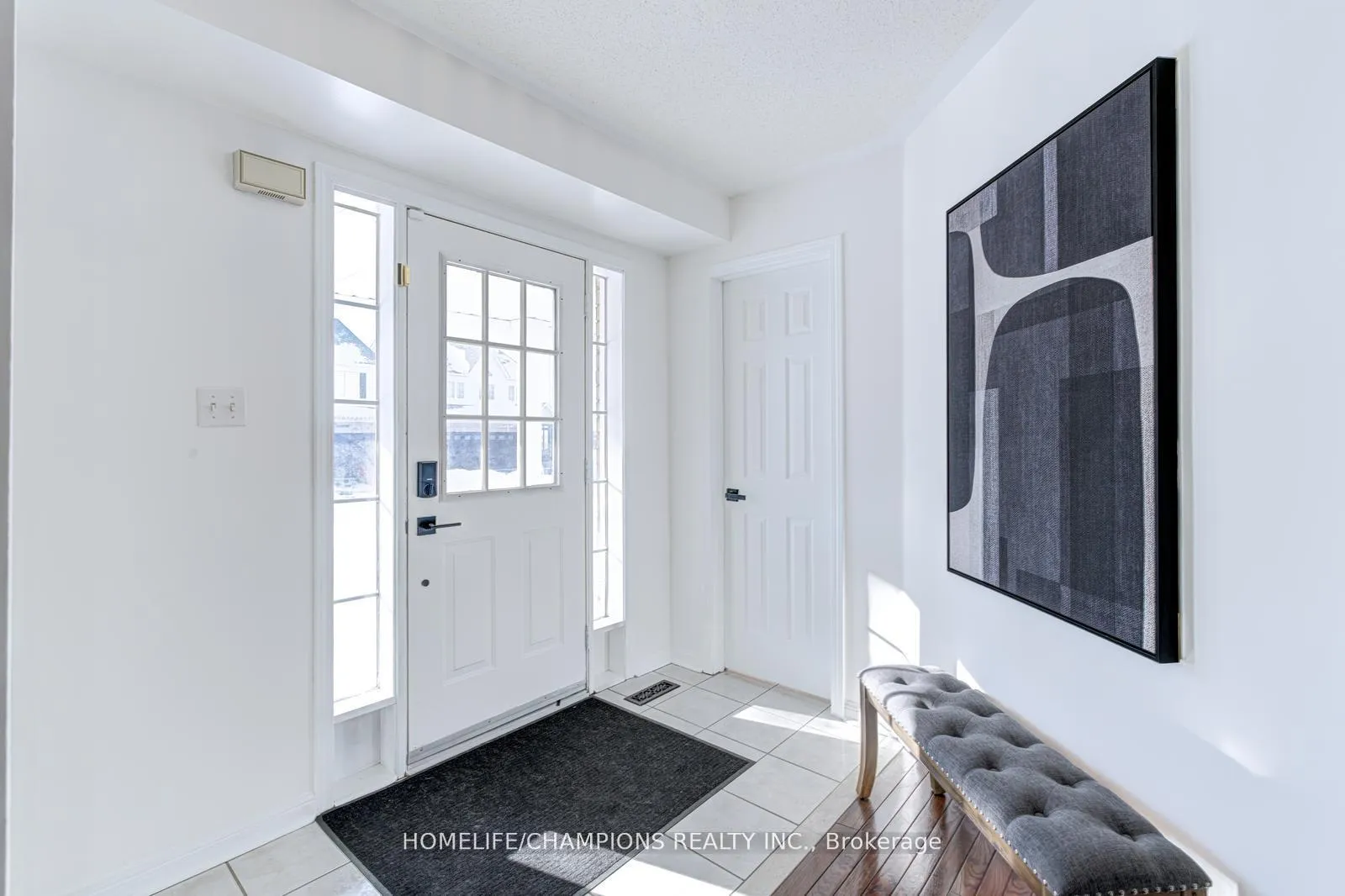 Photo 5 of 24 Juneau Crescent, Whitby, Taunton North — HOMEH