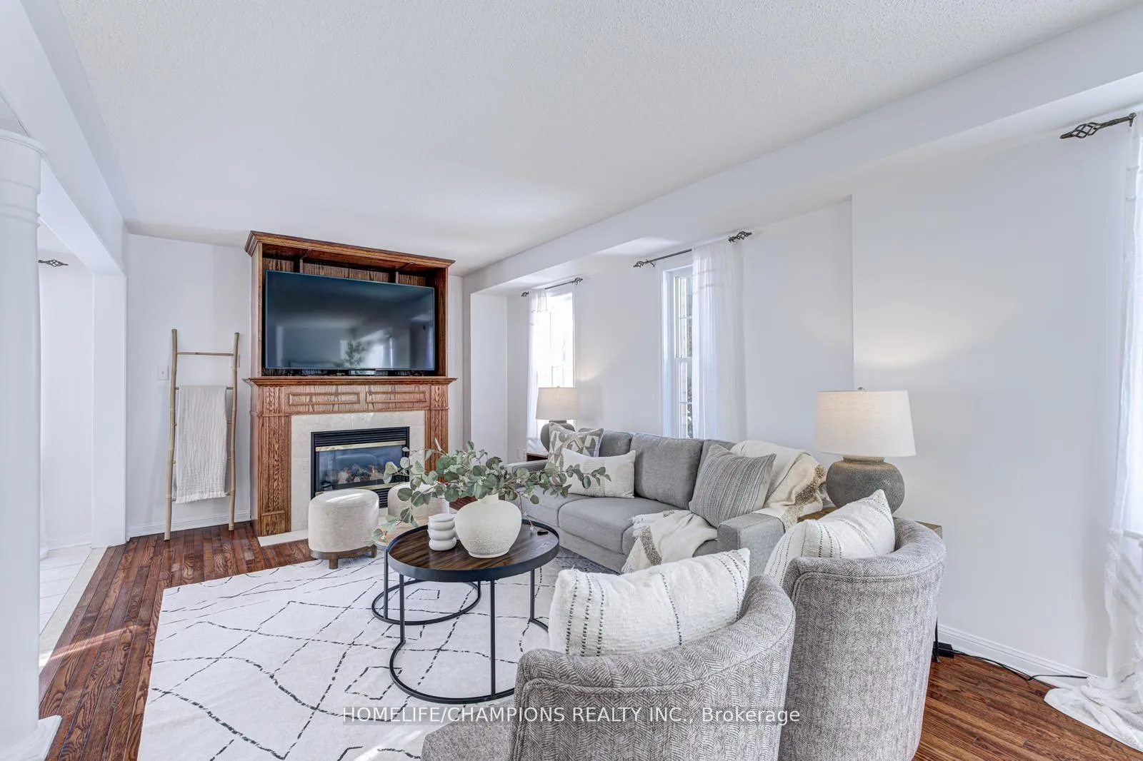 Photo 6 of 24 Juneau Crescent, Whitby, Taunton North — HOMEH
