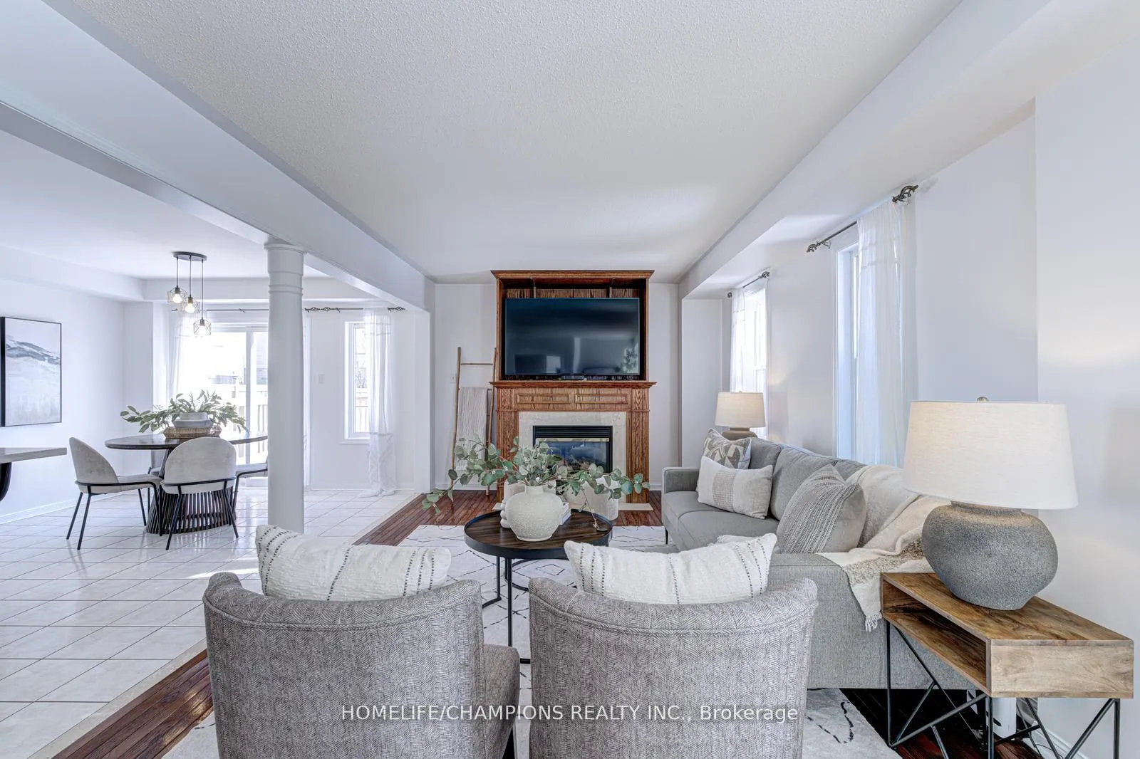 Photo 7 of 24 Juneau Crescent, Whitby, Taunton North — HOMEH