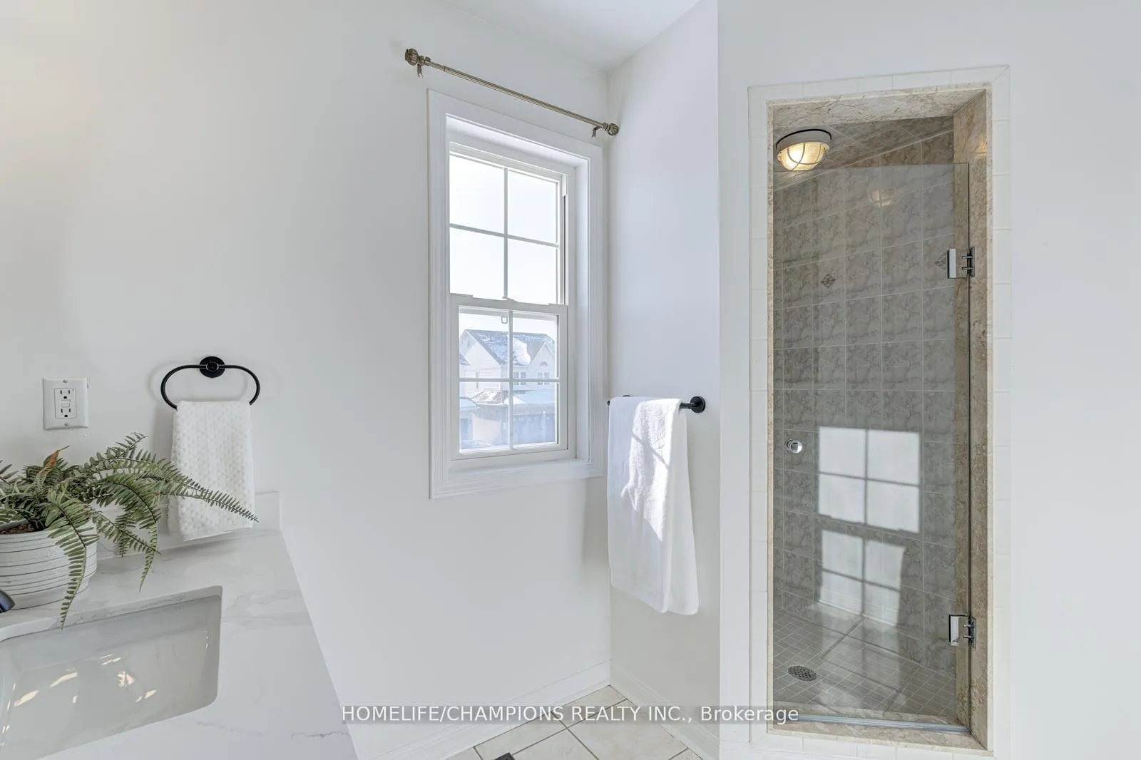 Photo 20 of 24 Juneau Crescent, Whitby, Taunton North — HOMEH