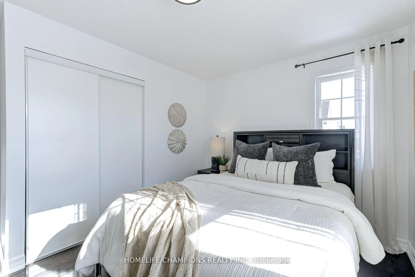 Photo 29 of 24 Juneau Crescent, Whitby, Taunton North — HOMEH