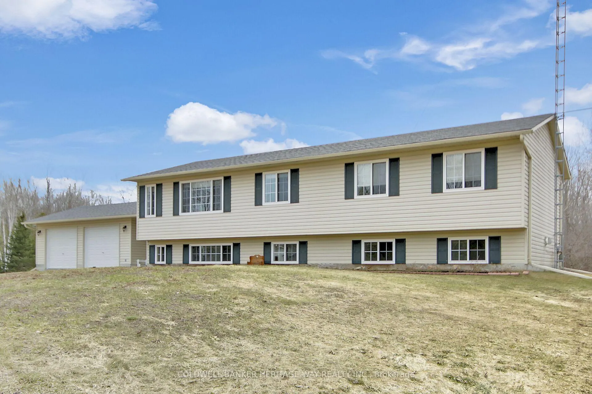 Photo 3 of 1065 Ford Road, Beckwith, Beckwith Twp — HOMEH