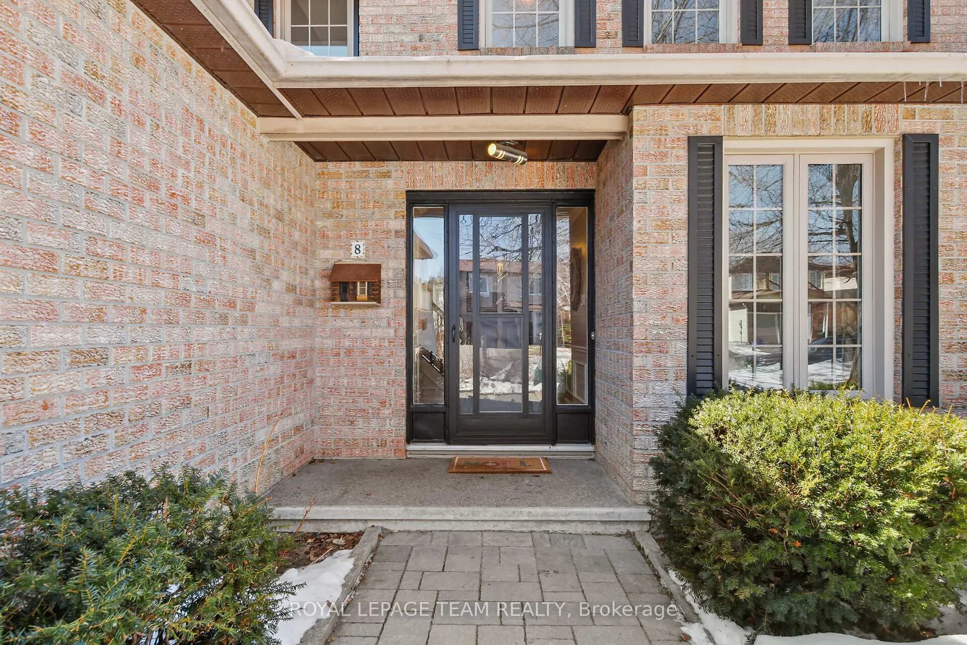 Photo 2 of 8 Huntsman Crescent, Ottawa, Kanata - Bridlewood — HOMEH