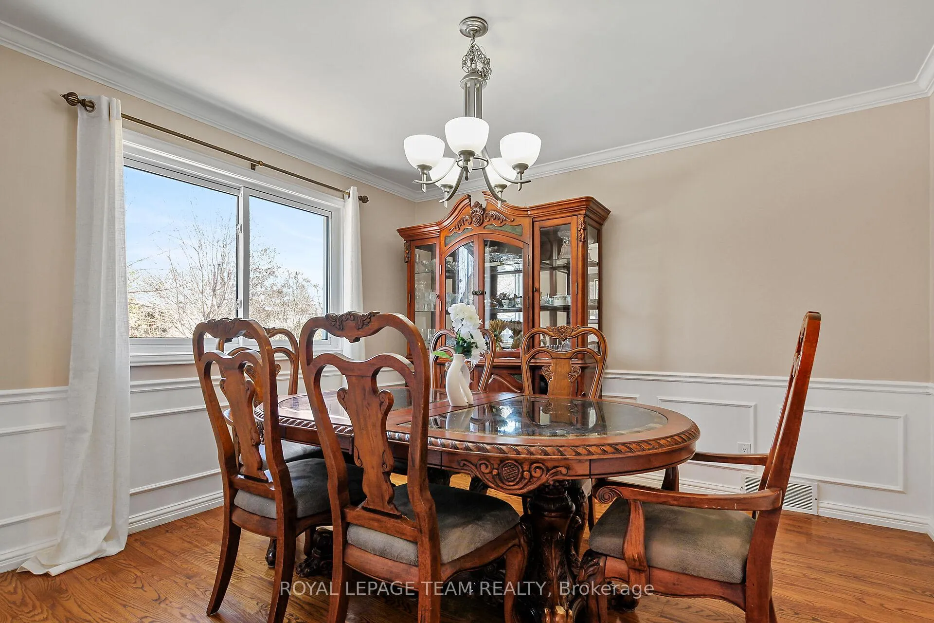 Photo 12 of 8 Huntsman Crescent, Ottawa, Kanata - Bridlewood — HOMEH