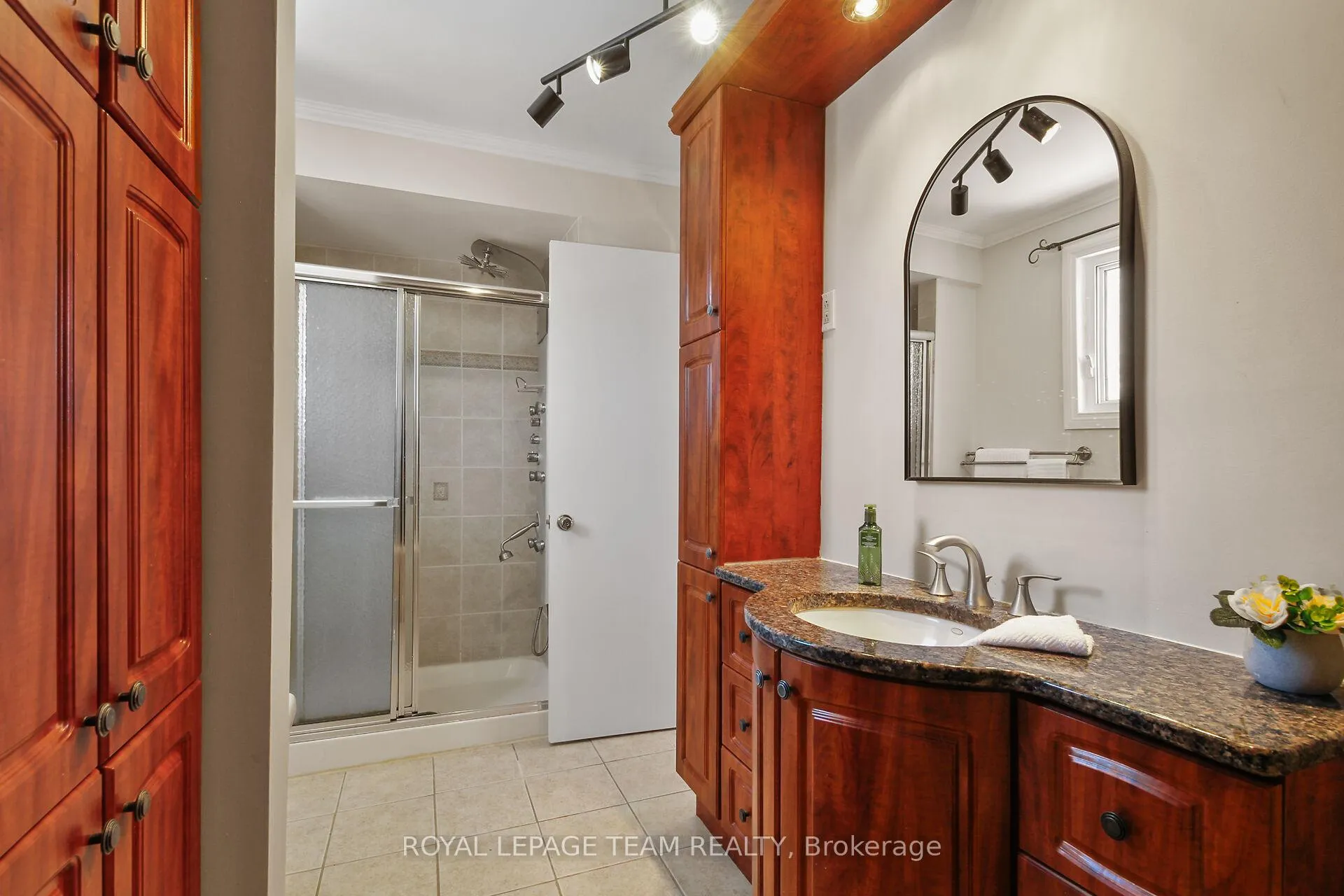 Photo 21 of 8 Huntsman Crescent, Ottawa, Kanata - Bridlewood — HOMEH