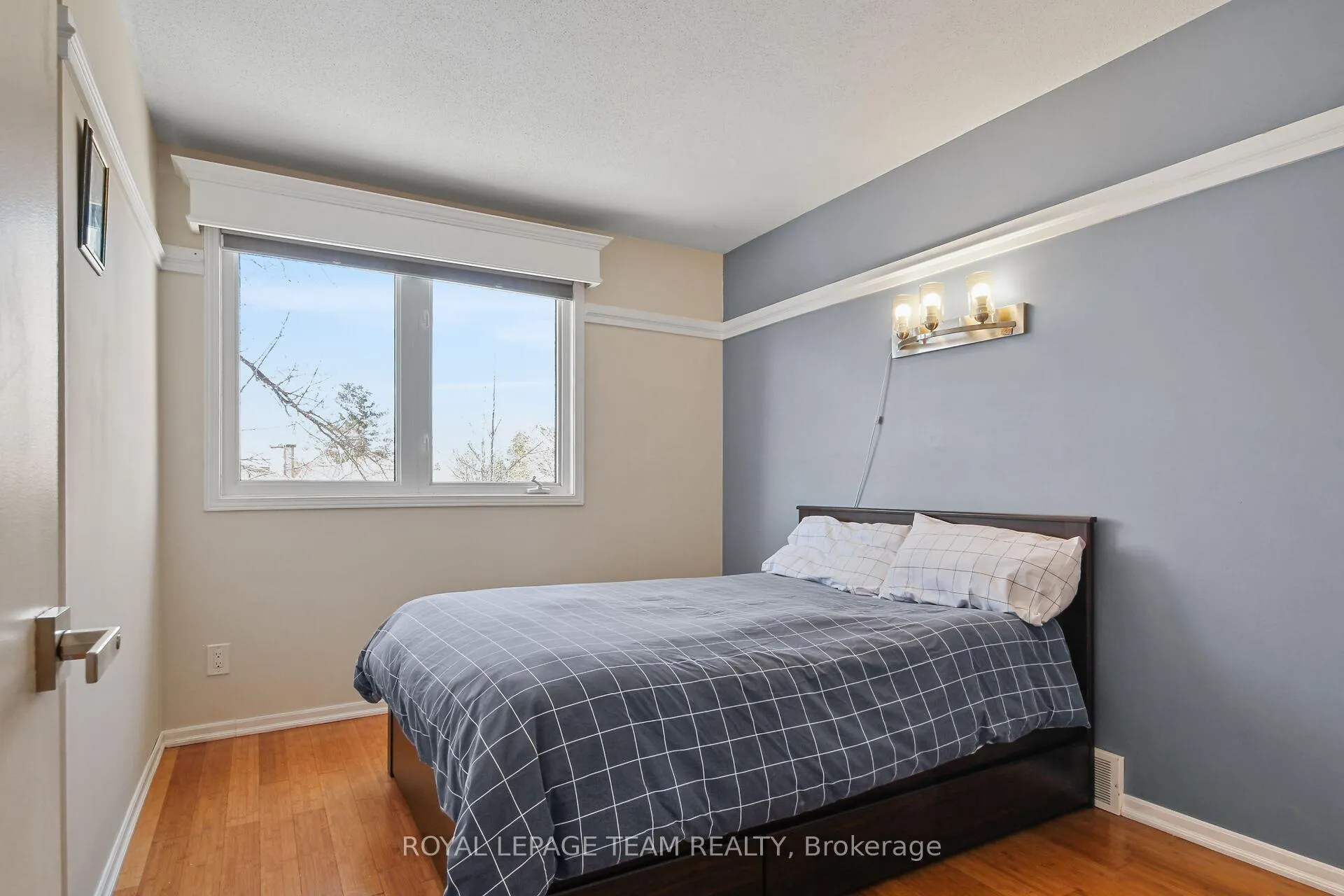 Photo 23 of 8 Huntsman Crescent, Ottawa, Kanata - Bridlewood — HOMEH