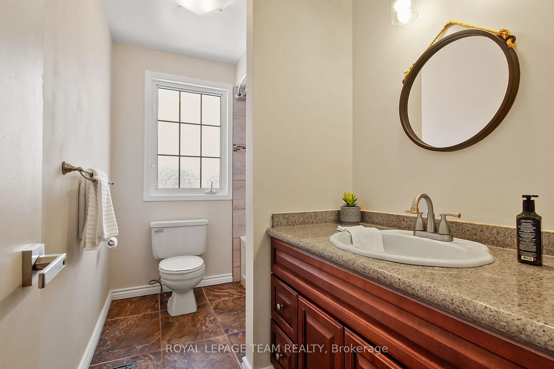 Photo 26 of 8 Huntsman Crescent, Ottawa, Kanata - Bridlewood — HOMEH