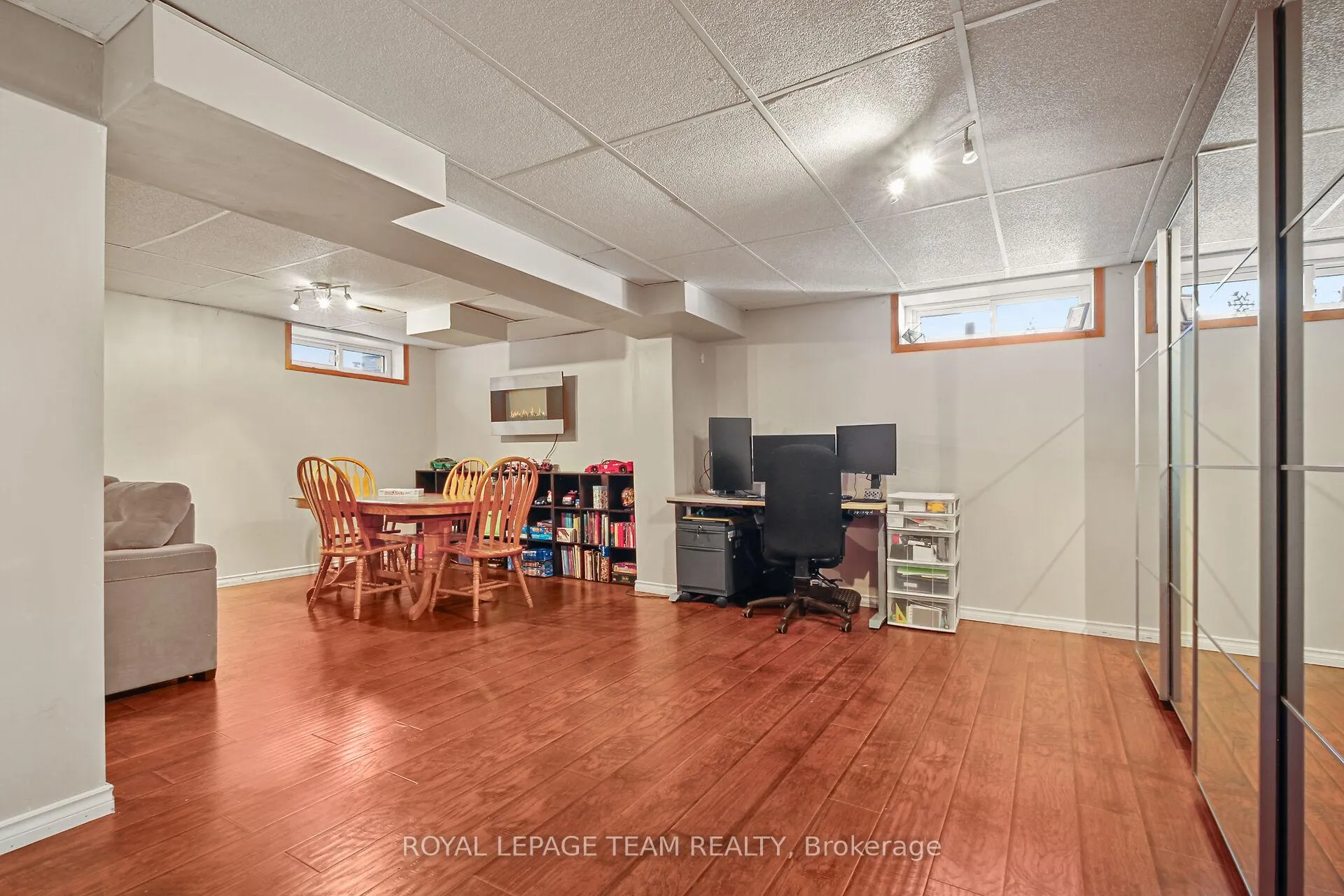 Photo 28 of 8 Huntsman Crescent, Ottawa, Kanata - Bridlewood — HOMEH