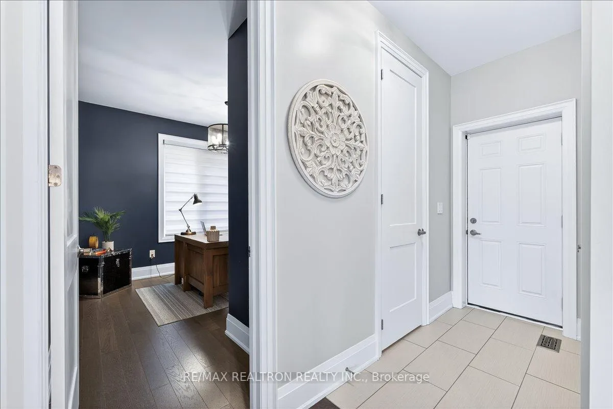 Photo 21 of 1952 Queensbury Drive, Oshawa, Taunton — HOMEH