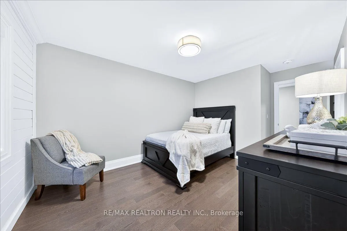 Photo 36 of 1952 Queensbury Drive, Oshawa, Taunton — HOMEH