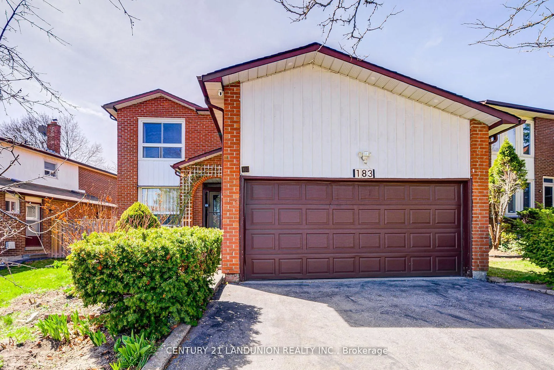 Photo 3 of 183 Willowbrook Road, Markham, Aileen-Willowbrook — HOMEH