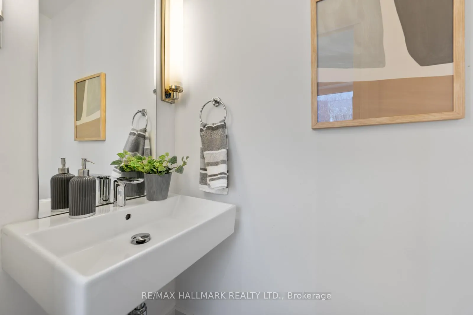 Photo 4 of 148 Cranbrooke Avenue, Toronto, Lawrence Park North — HOMEH