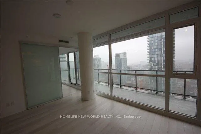 Photo 4 of Unit 2901, 290 Adelaide Street, Toronto, Waterfront Communities — HOMEH