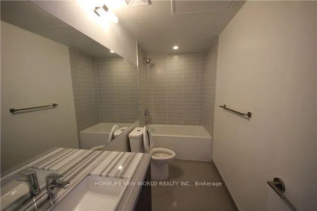 Photo 10 of Unit 2901, 290 Adelaide Street, Toronto, Waterfront Communities — HOMEH