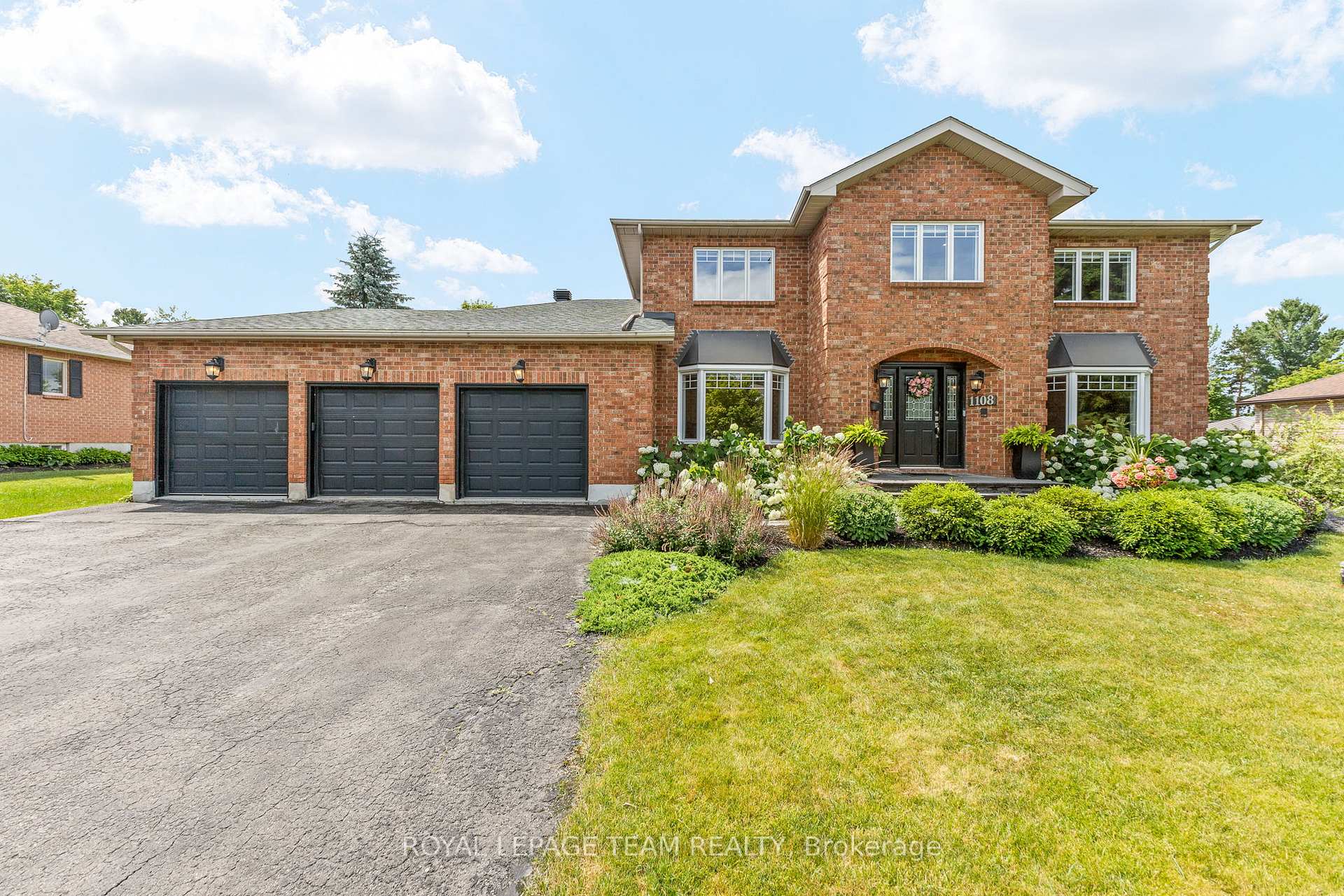 Photo 1 of 1108 Lena Avenue, Ottawa, Manotick Long Island & Nicholls Island — HOMEH